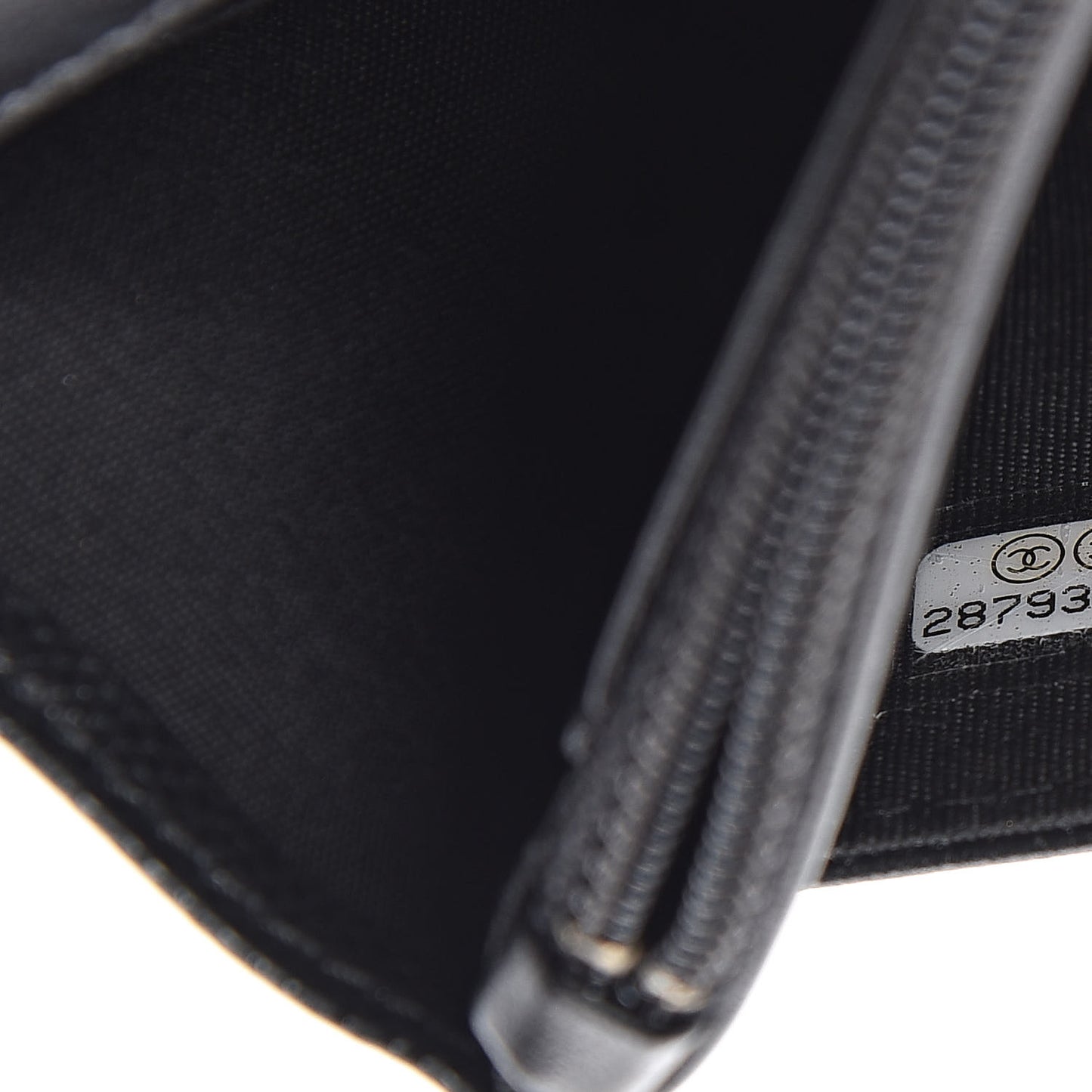 Caviar Quilted Boy Wallet On Chain WOC Black