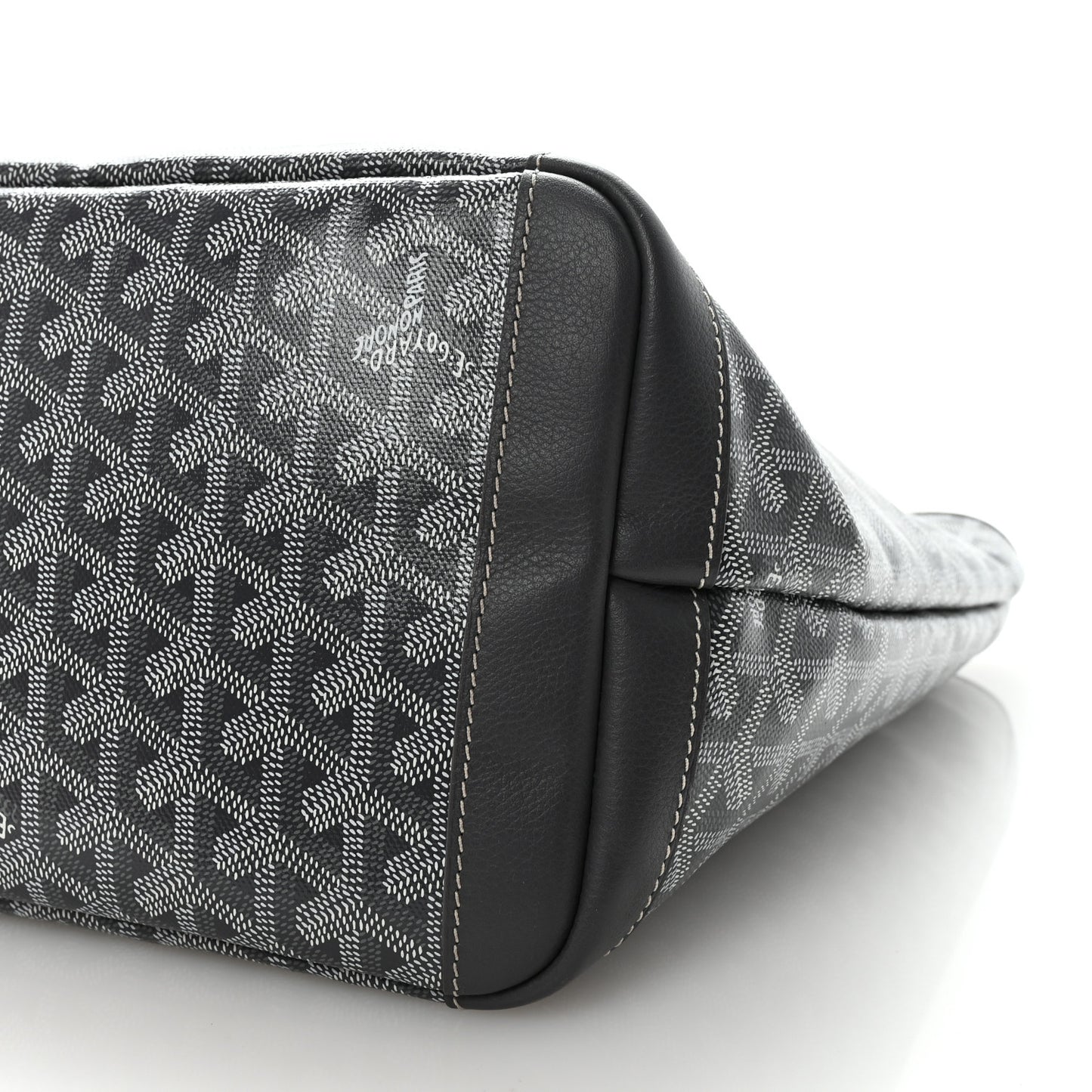 Goyardine Artois MM Grey