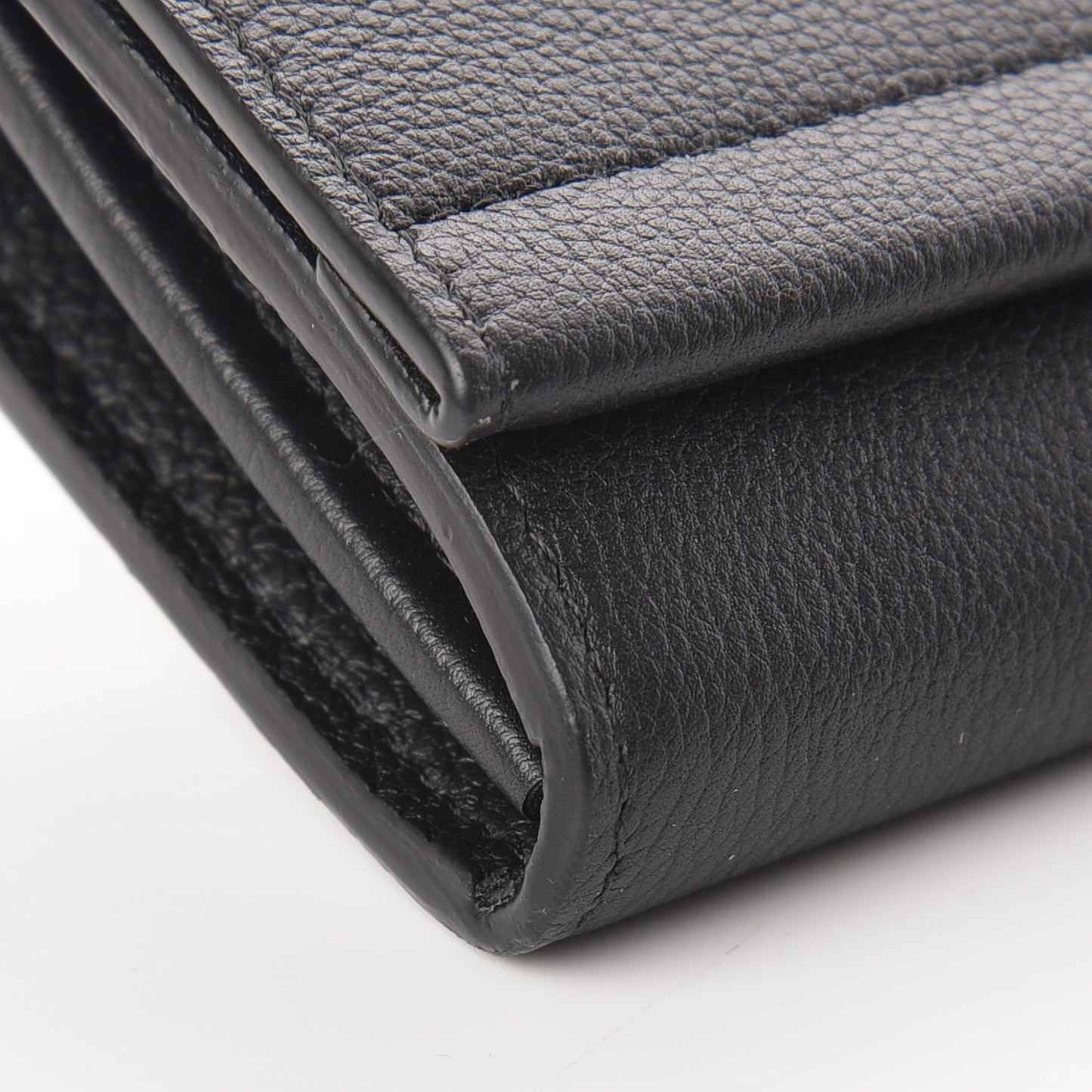 Calfskin Lockme II Wallet Black