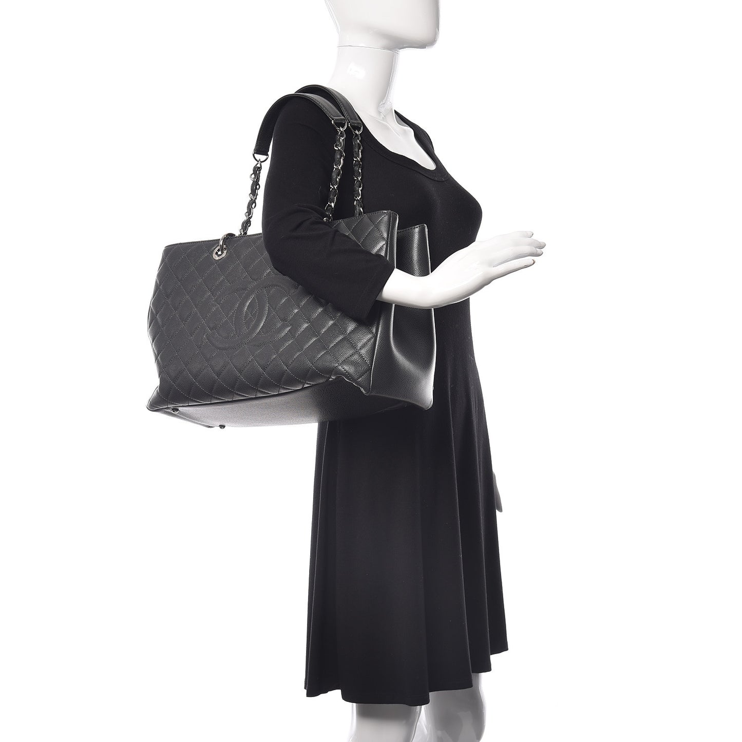 Caviar Quilted XL Grand Shopping Tote GST Dark Grey