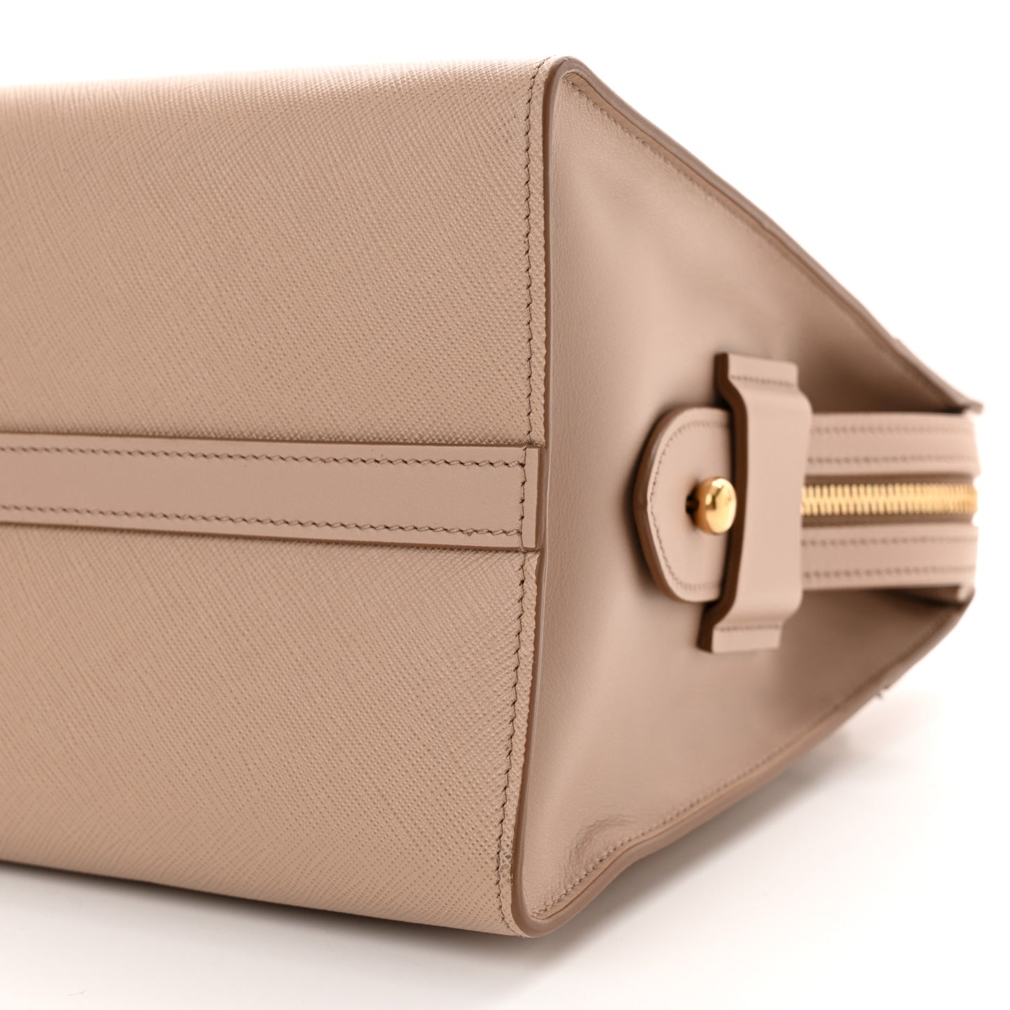 Saffiano City Calfskin Medium Esplanade Cammeo