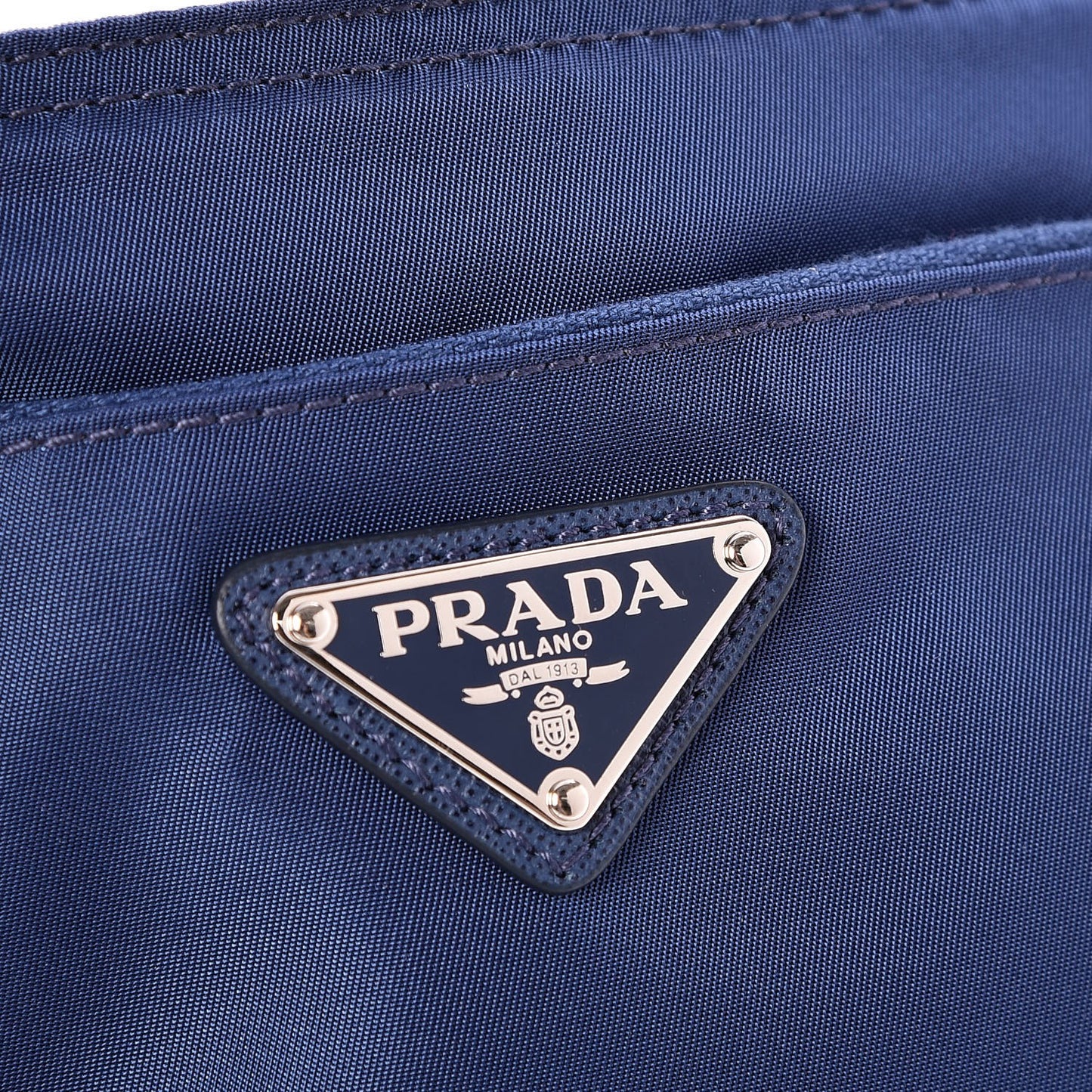 Tessuto Nylon Flat Messenger Bag Royal Blue