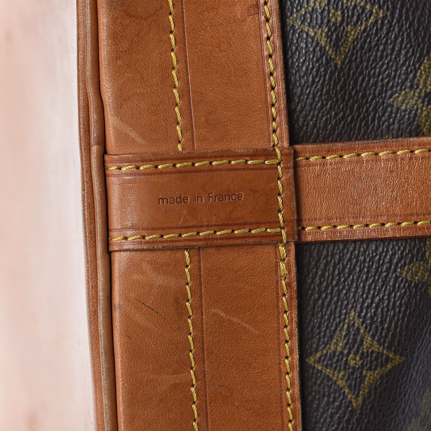 Monogram Noe