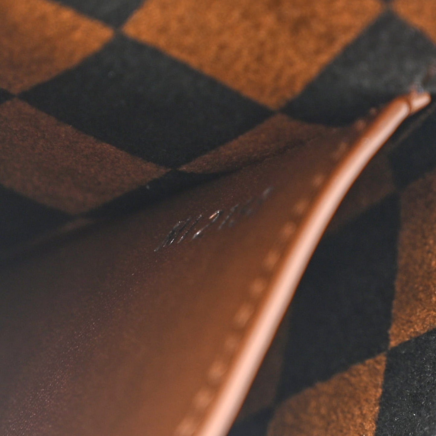 Damier Colors Valisette Verticale