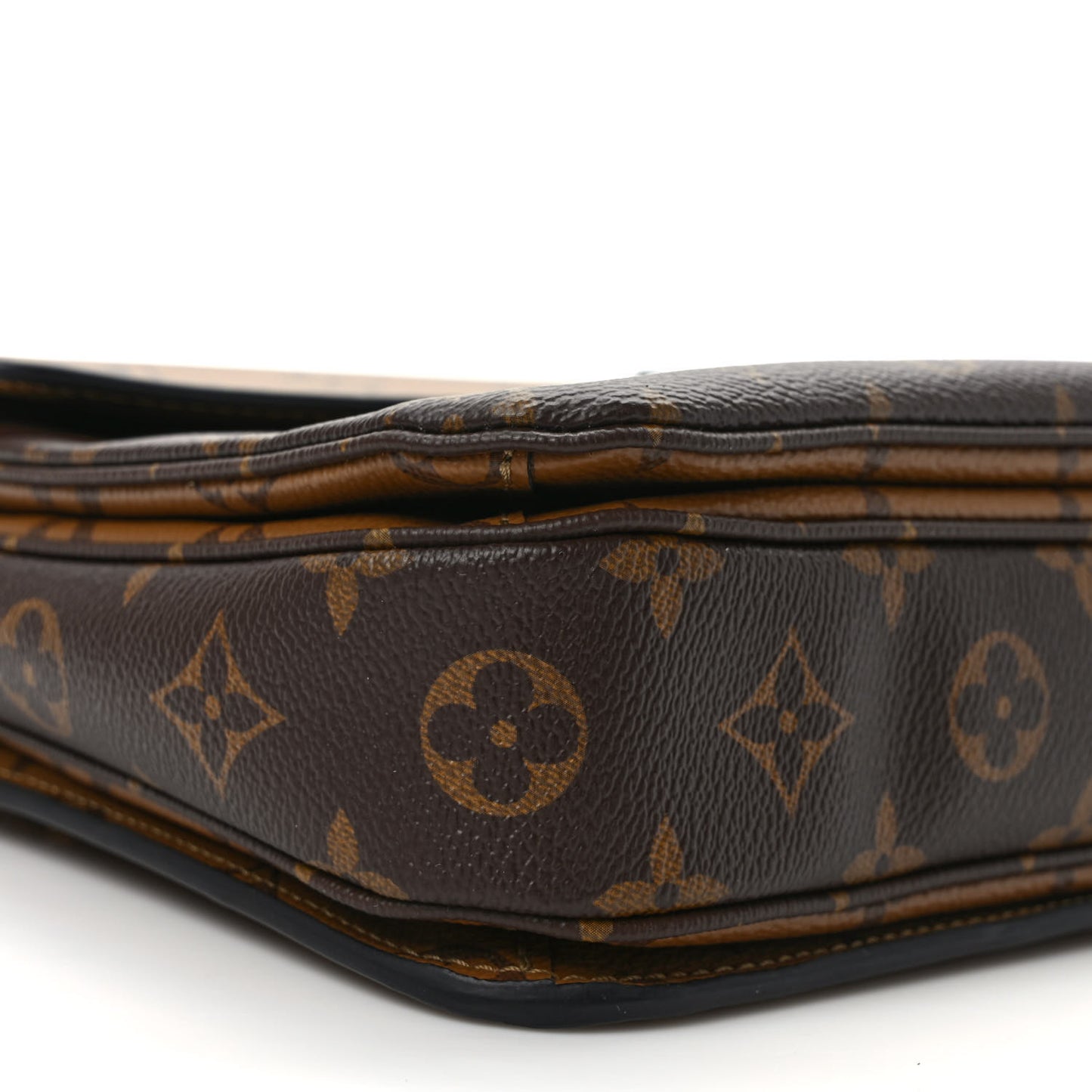 Reverse Monogram Pochette Metis