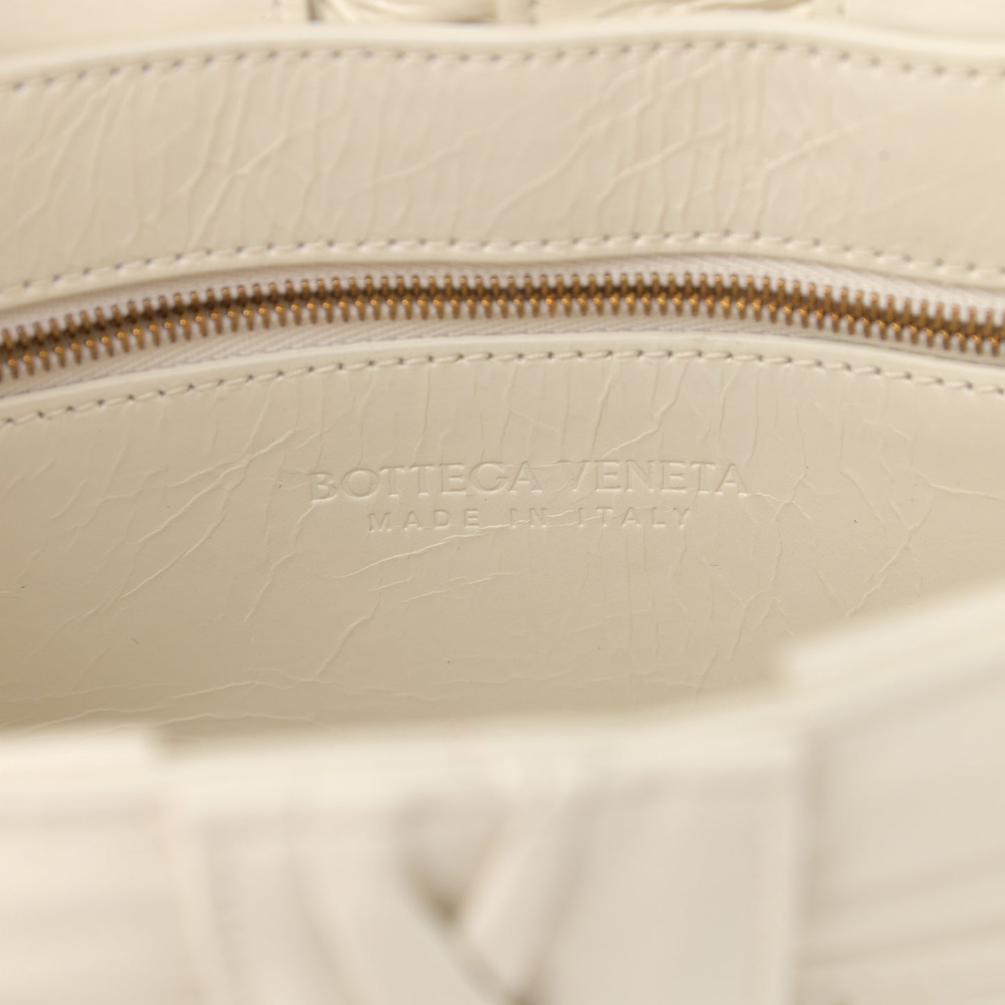 Calfskin Intreccio Plisse Cassette Crossbody Bag White