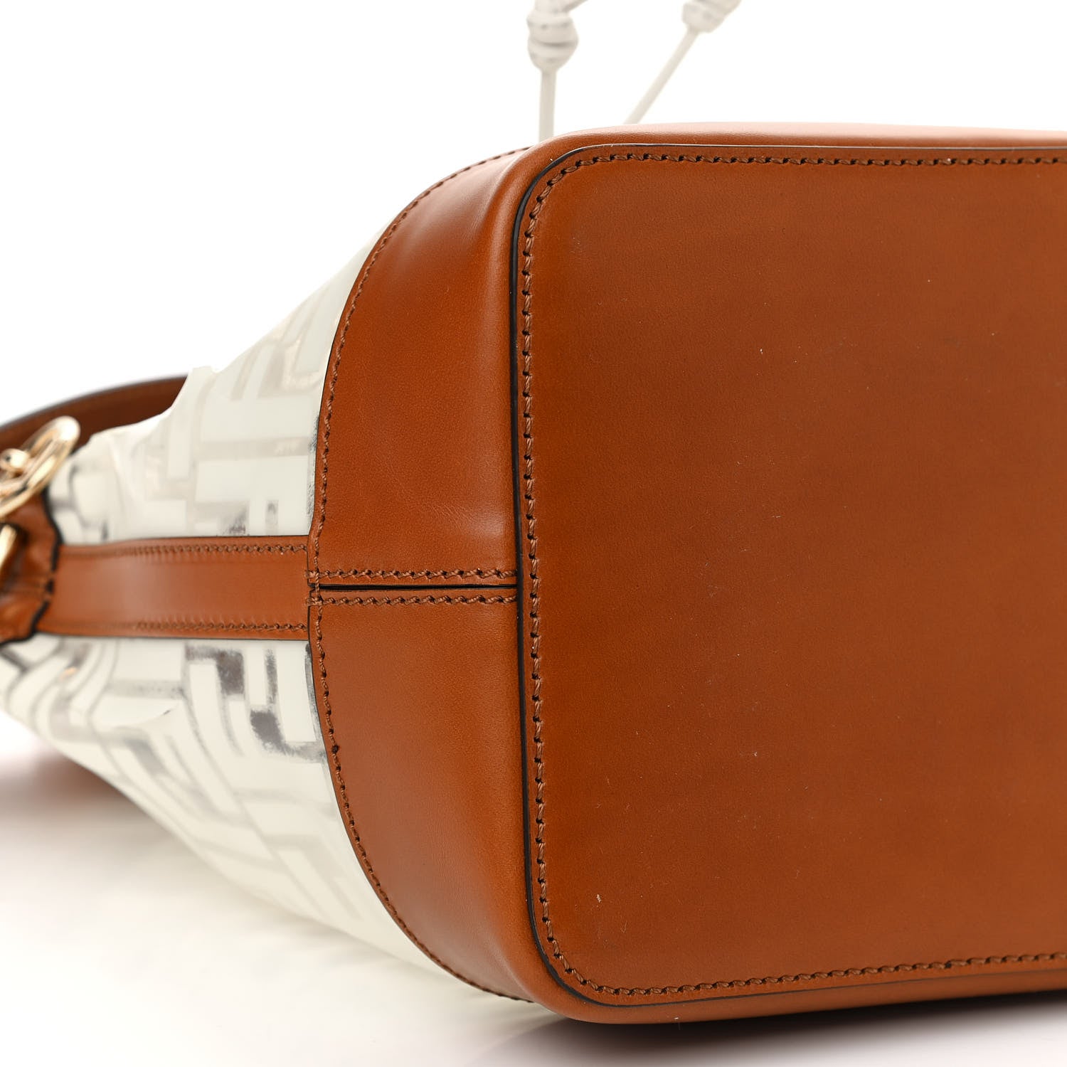 Fendi TPU FF Vitello Aura F is Fendi Grande Mon Tresor Bucket Bag White Cuoio 10 of 21