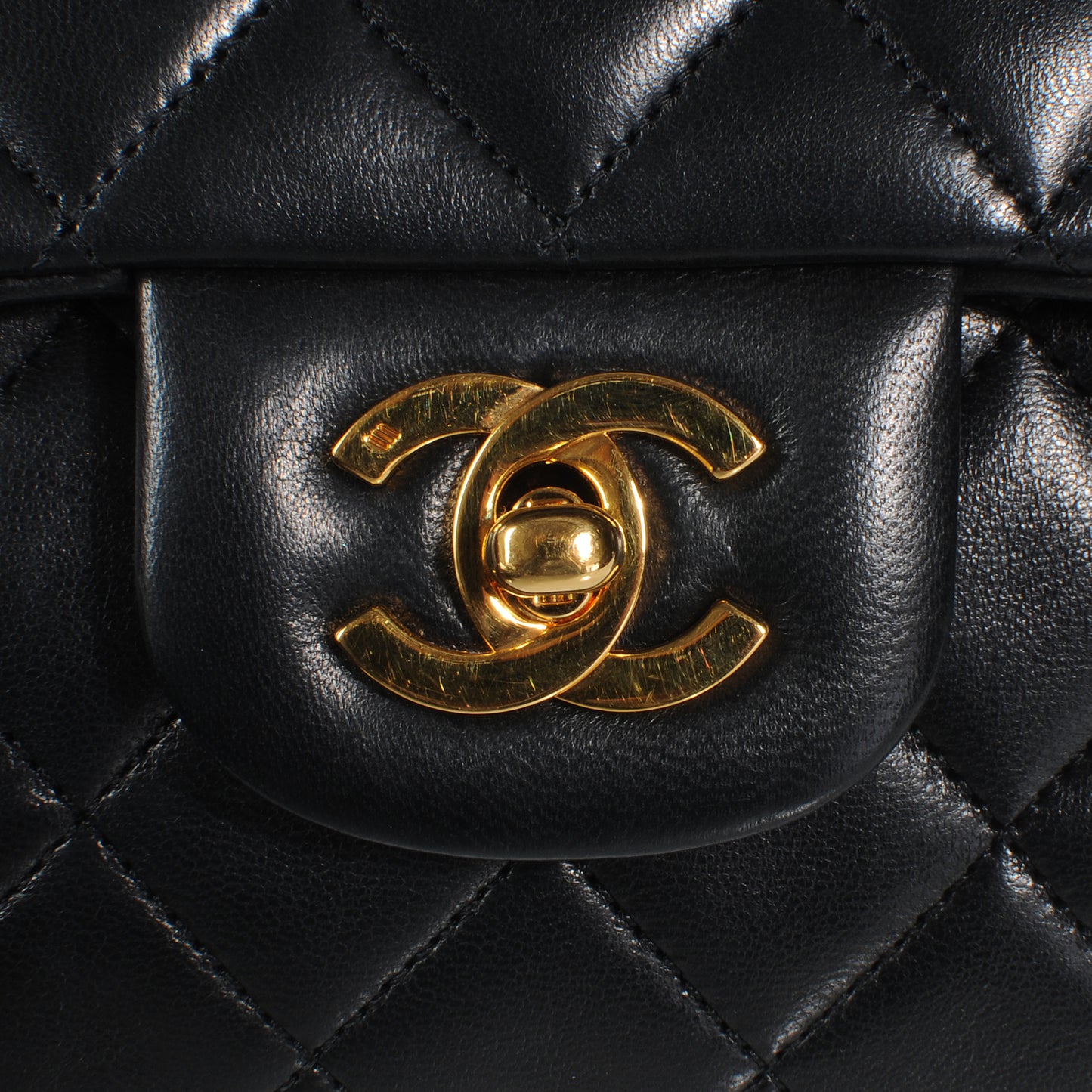 Lambskin Medium Double Flap Black