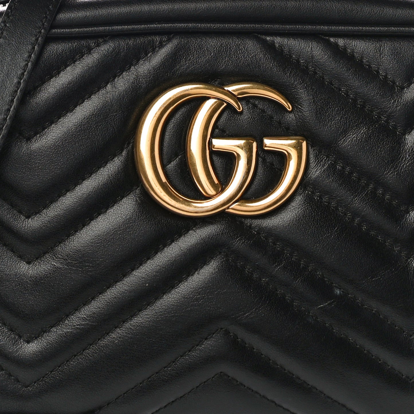 Calfskin Matelasse Small GG Marmont Chain Shoulder Bag Black