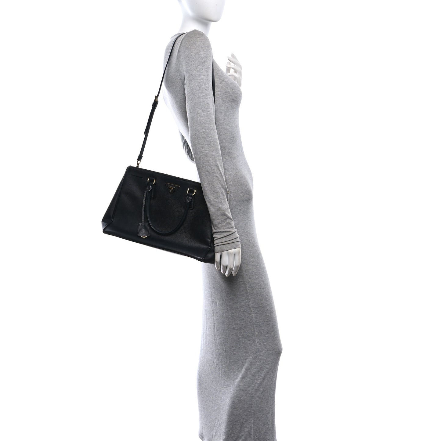 Saffiano Lux Medium Galleria Double Zip Tote Black