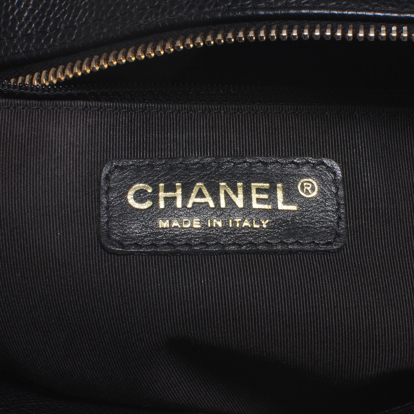 Caviar Quilted Boston Black
