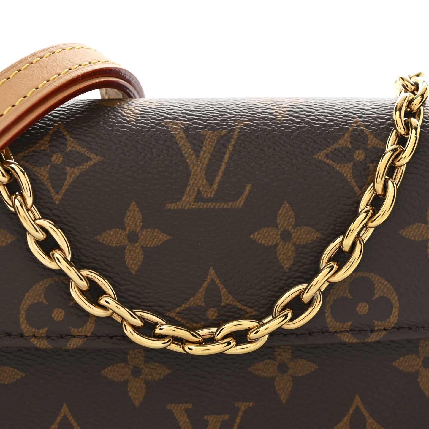 Monogram Ivy Wallet On Chain