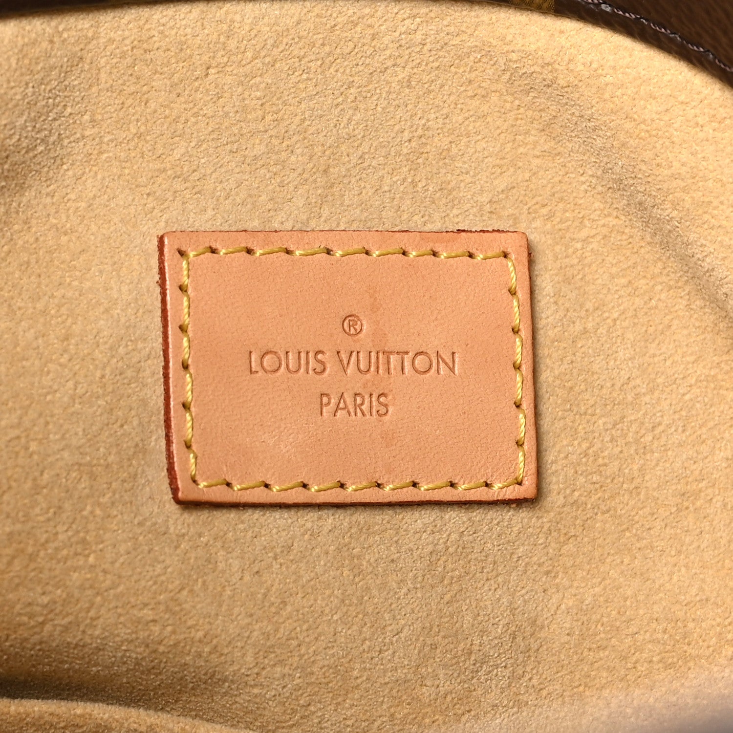 Louis Vuitton Monogram Artsy MM 6 of 9