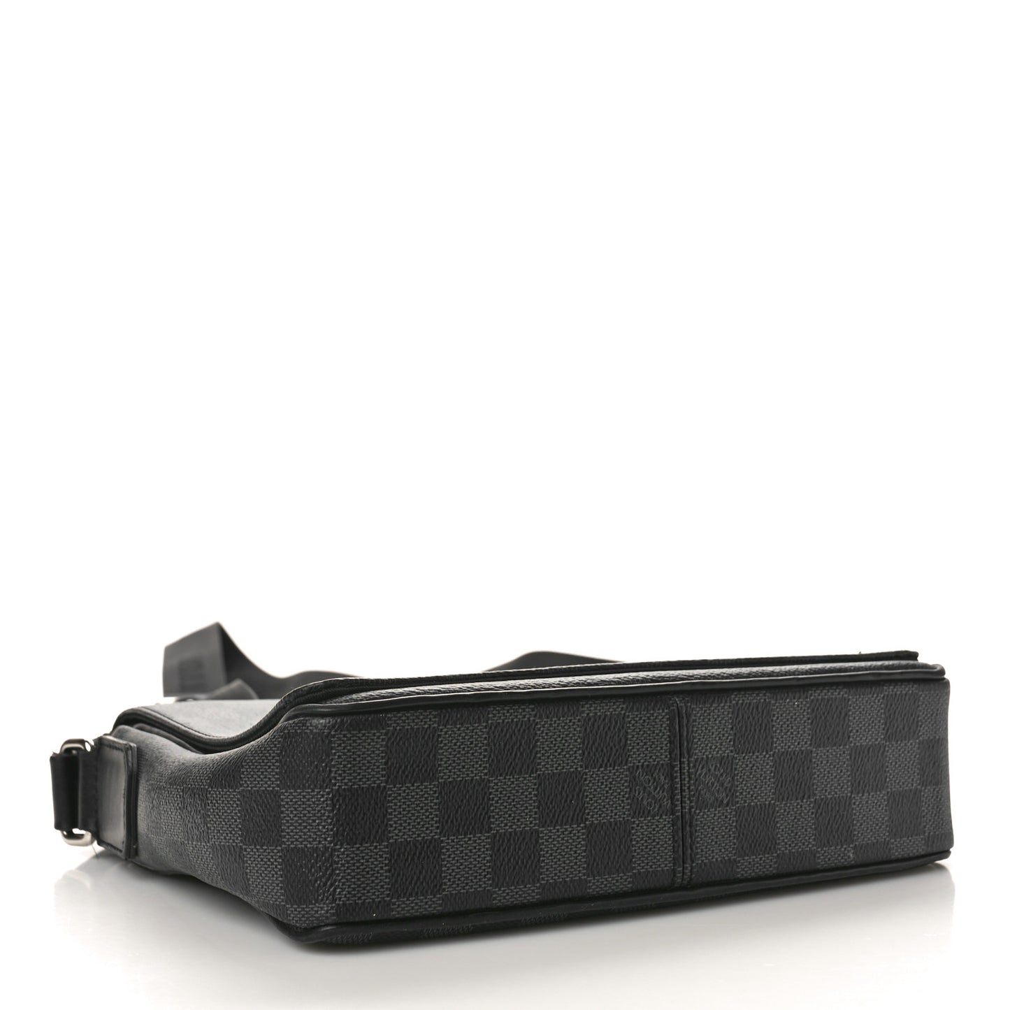 LOUIS VUITTON Damier Graphite District PM NM