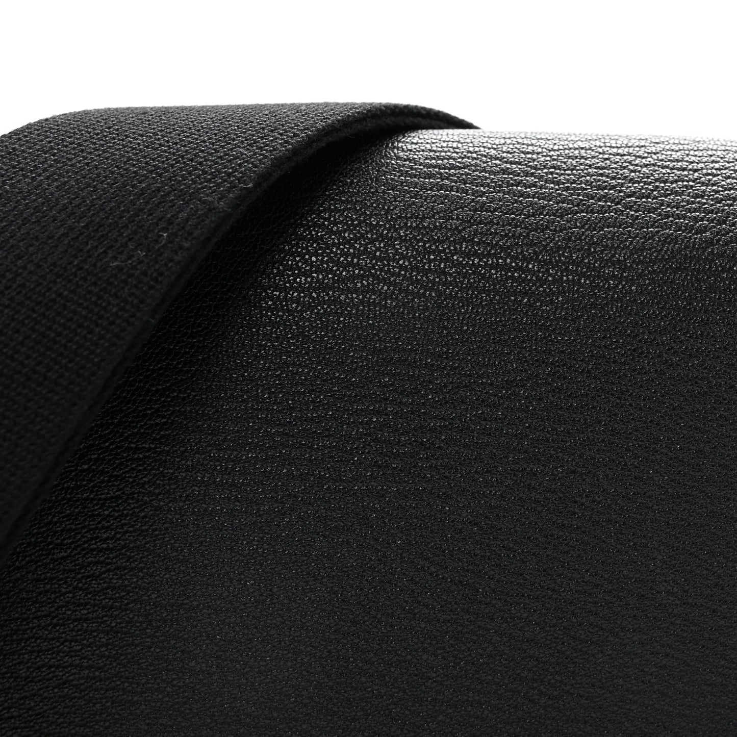 Chevre Mysore Geta Black