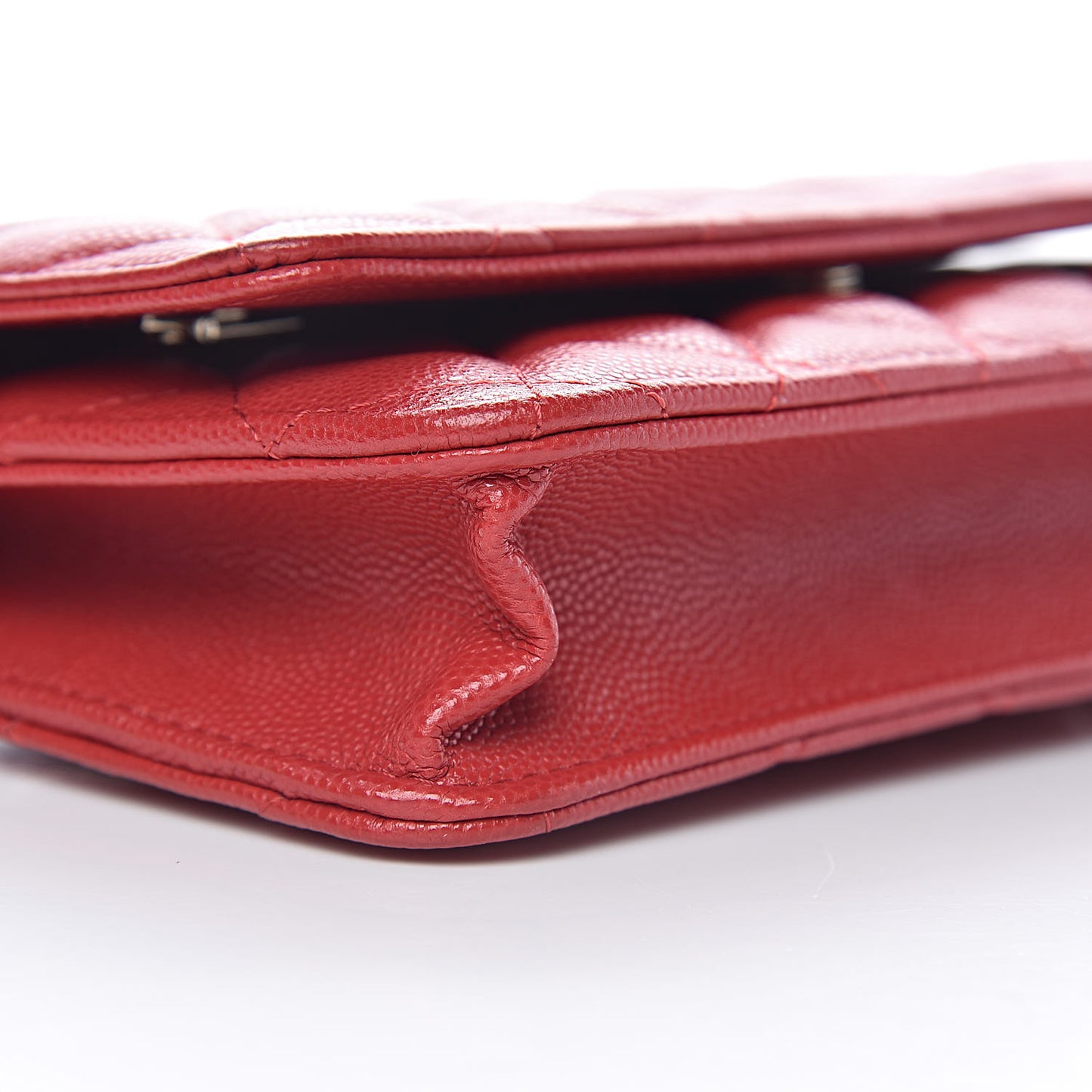 Caviar Quilted Wallet on Chain WOC Red