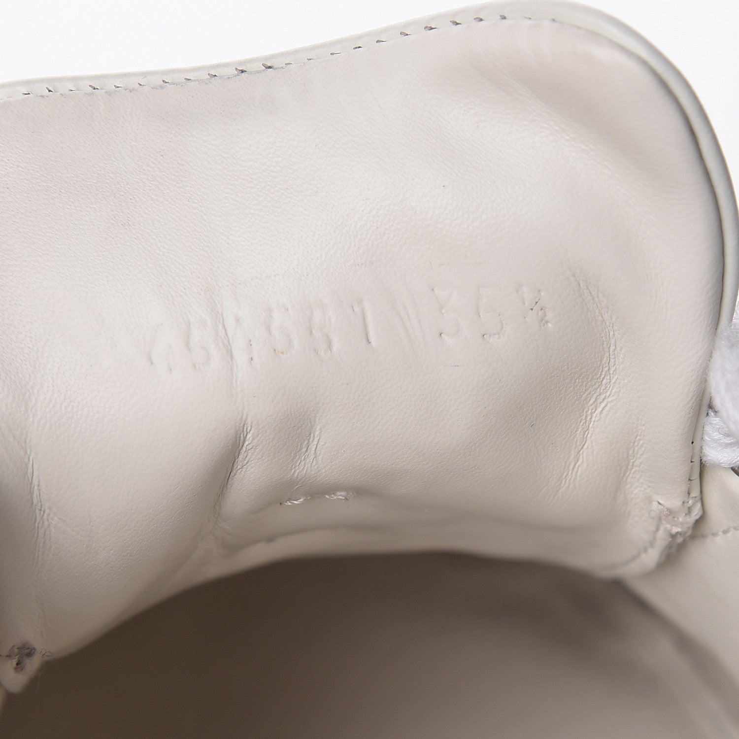 Gucci Calfskin Web Studded Womens Arrow Ace Sneakers 35.5 White 8 of 17
