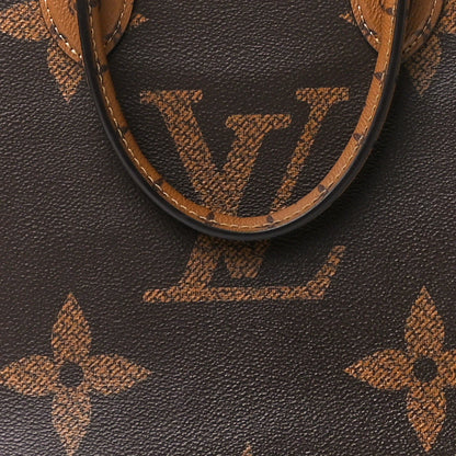 Louis Vuitton Reverse Monogram Giant Onthego MM 8 of 11