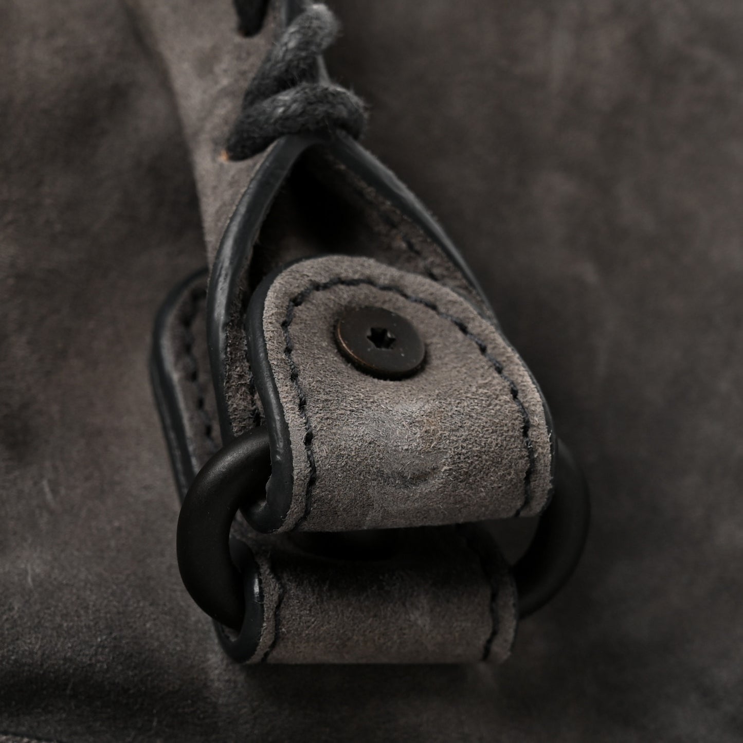 Waxed Suede Calfskin Classic Hardware Medium Le City Storm Grey