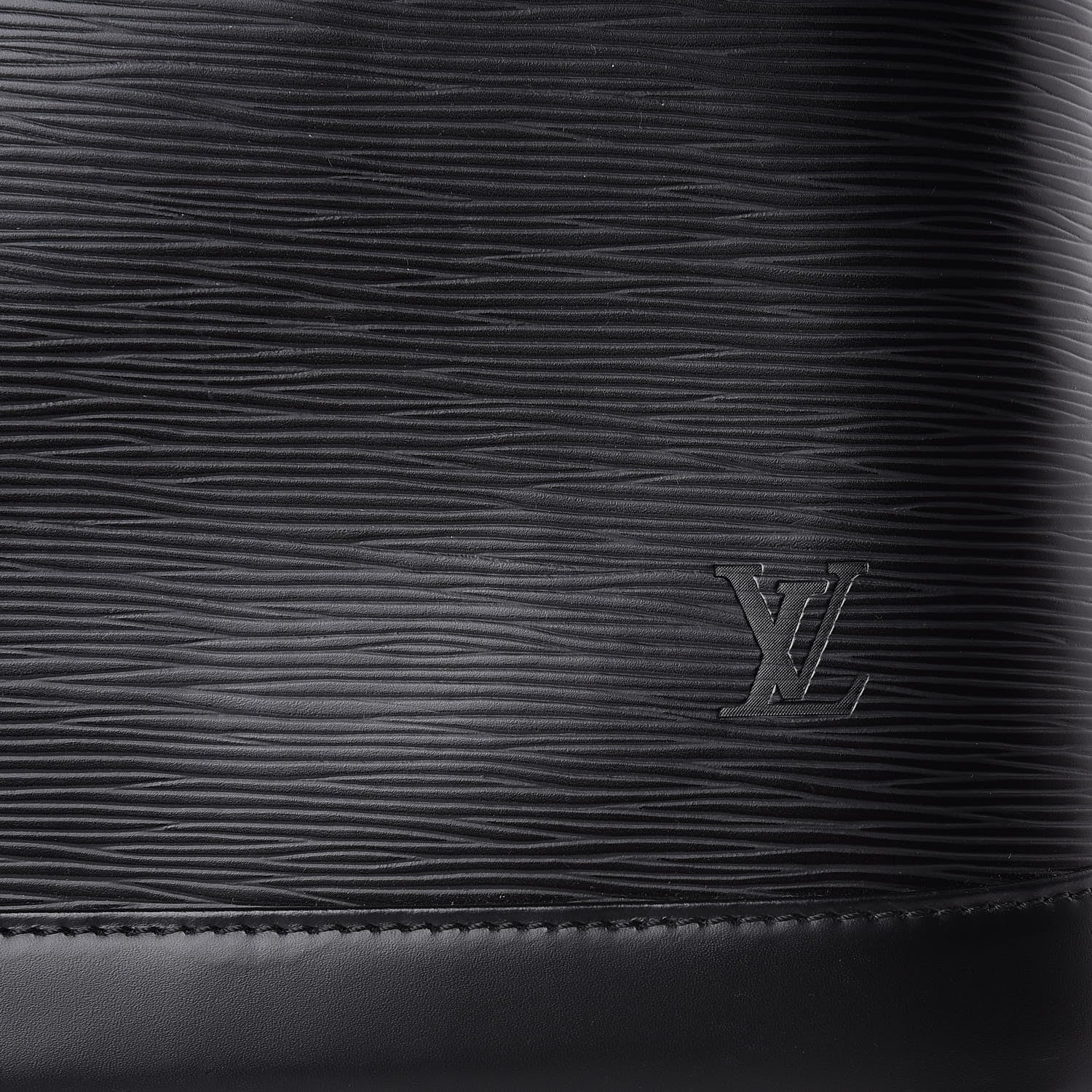 Louis Vuitton Epi Alma MM Black 10 of 13