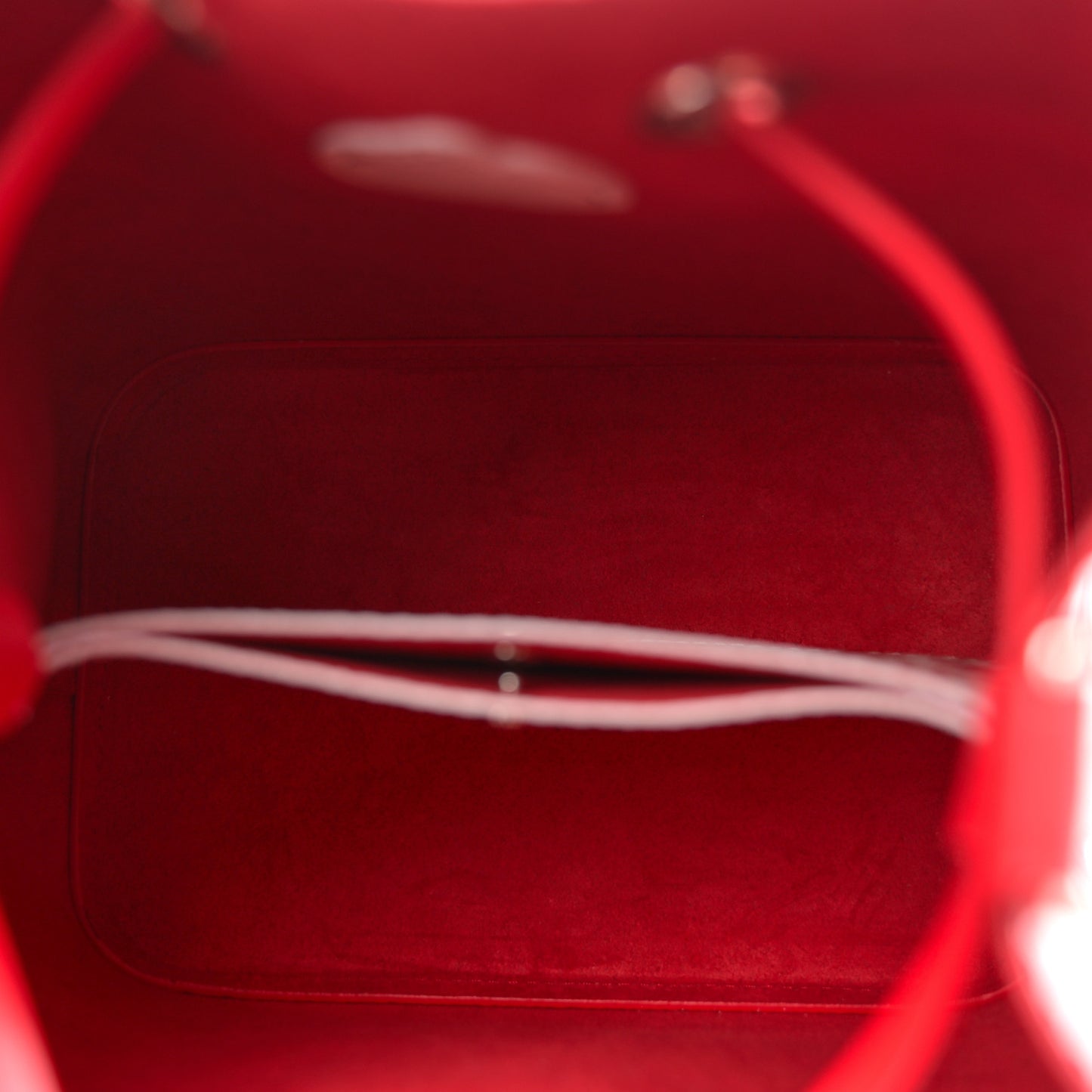 LV X YK Epi Neonoe BB Rouge White