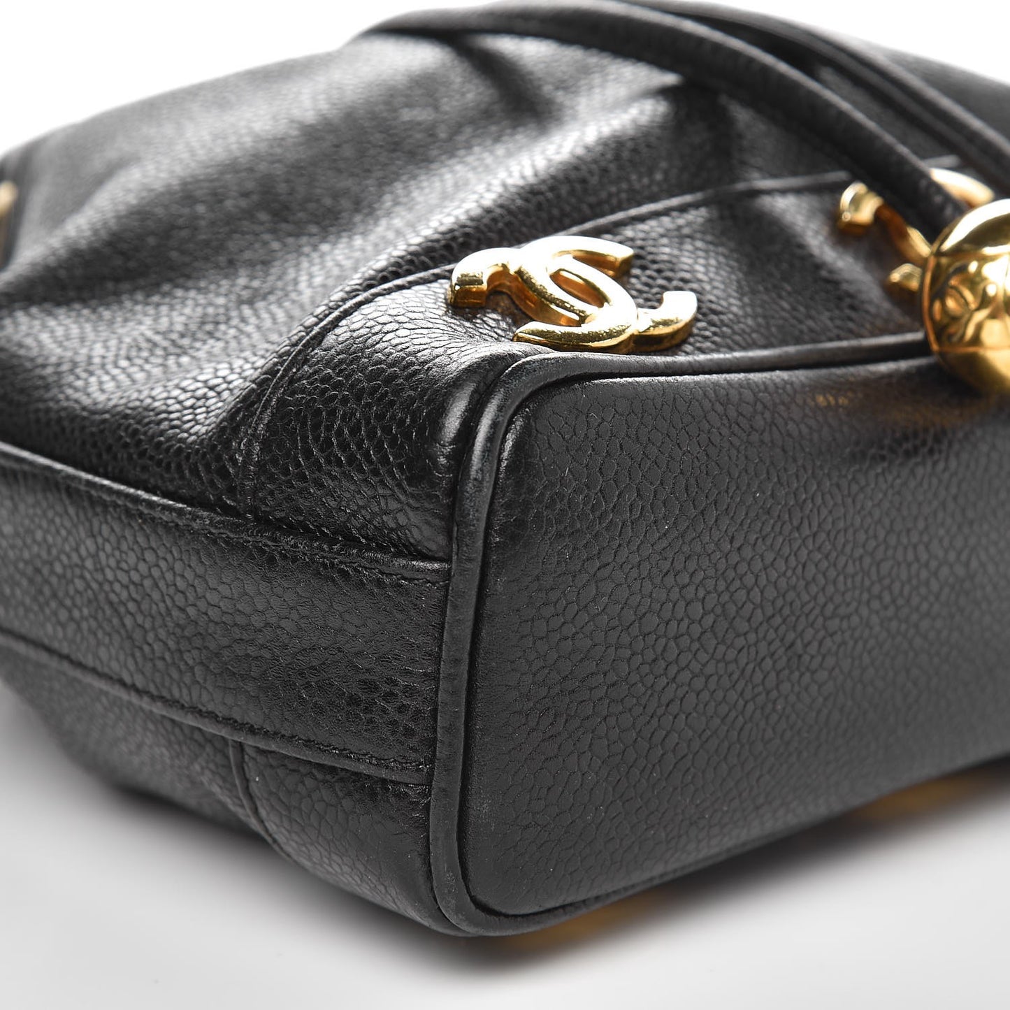 Caviar CC Drawstring Shoulder Bag Black