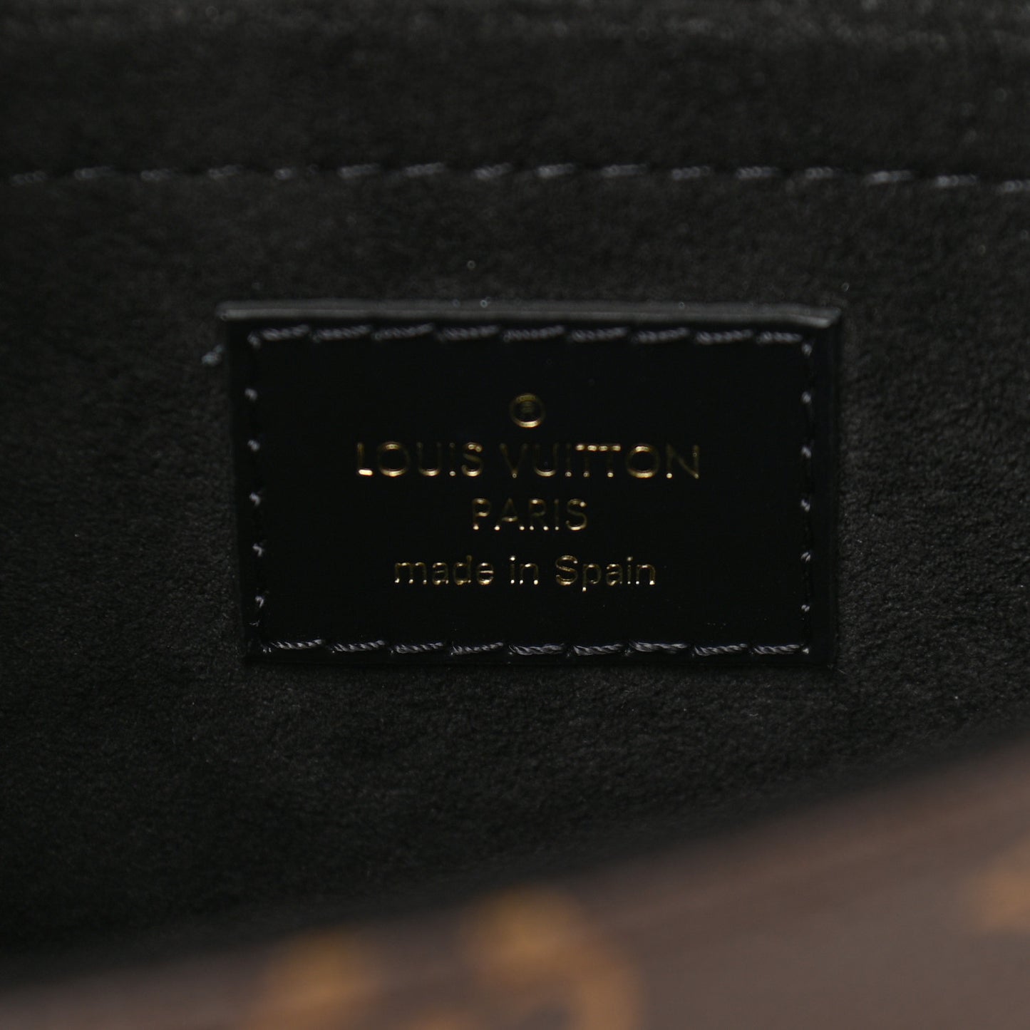 Epi Monogram Saint Michel Black