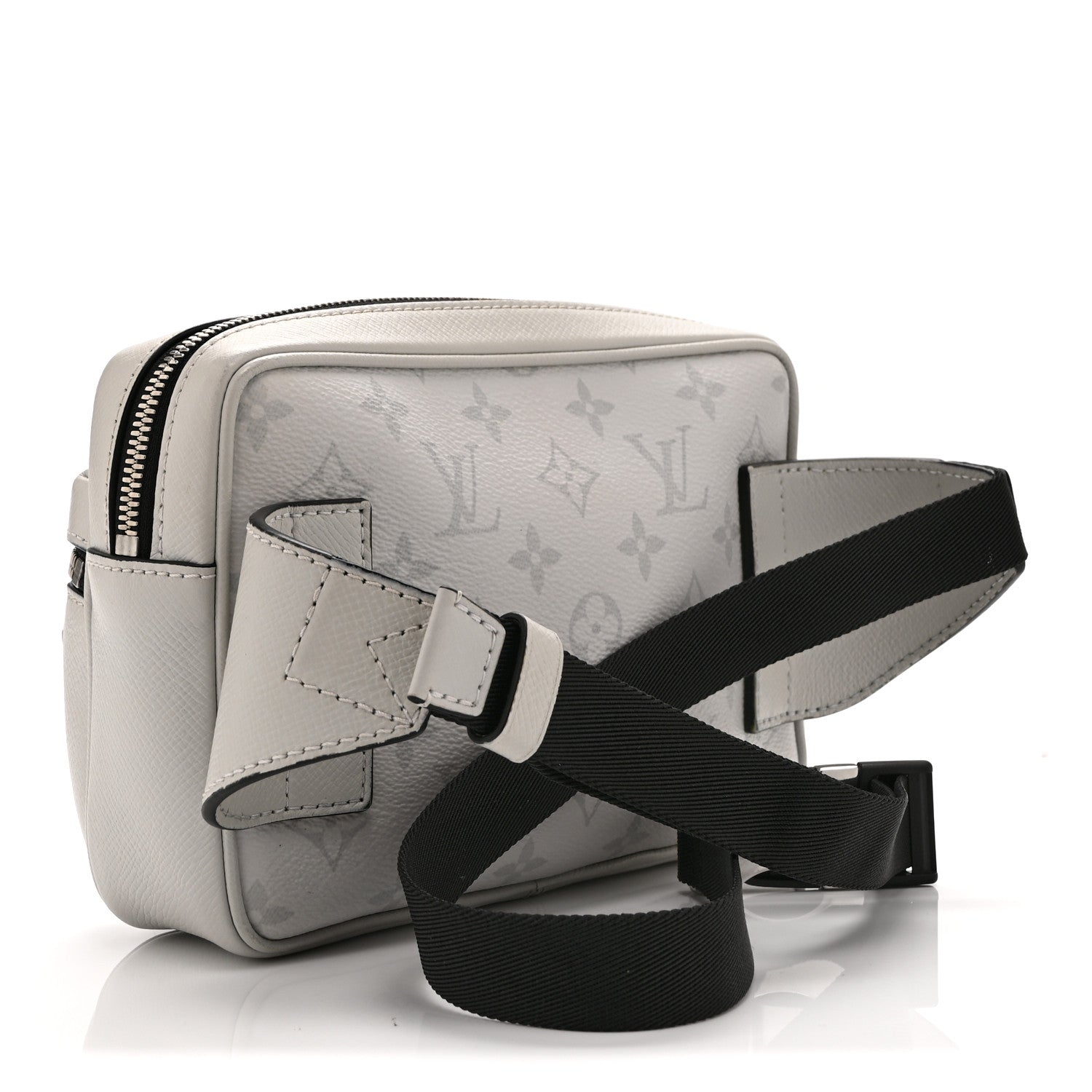 Louis Vuitton Taiga Monogram Outdoor Bumbag White 3 of 10