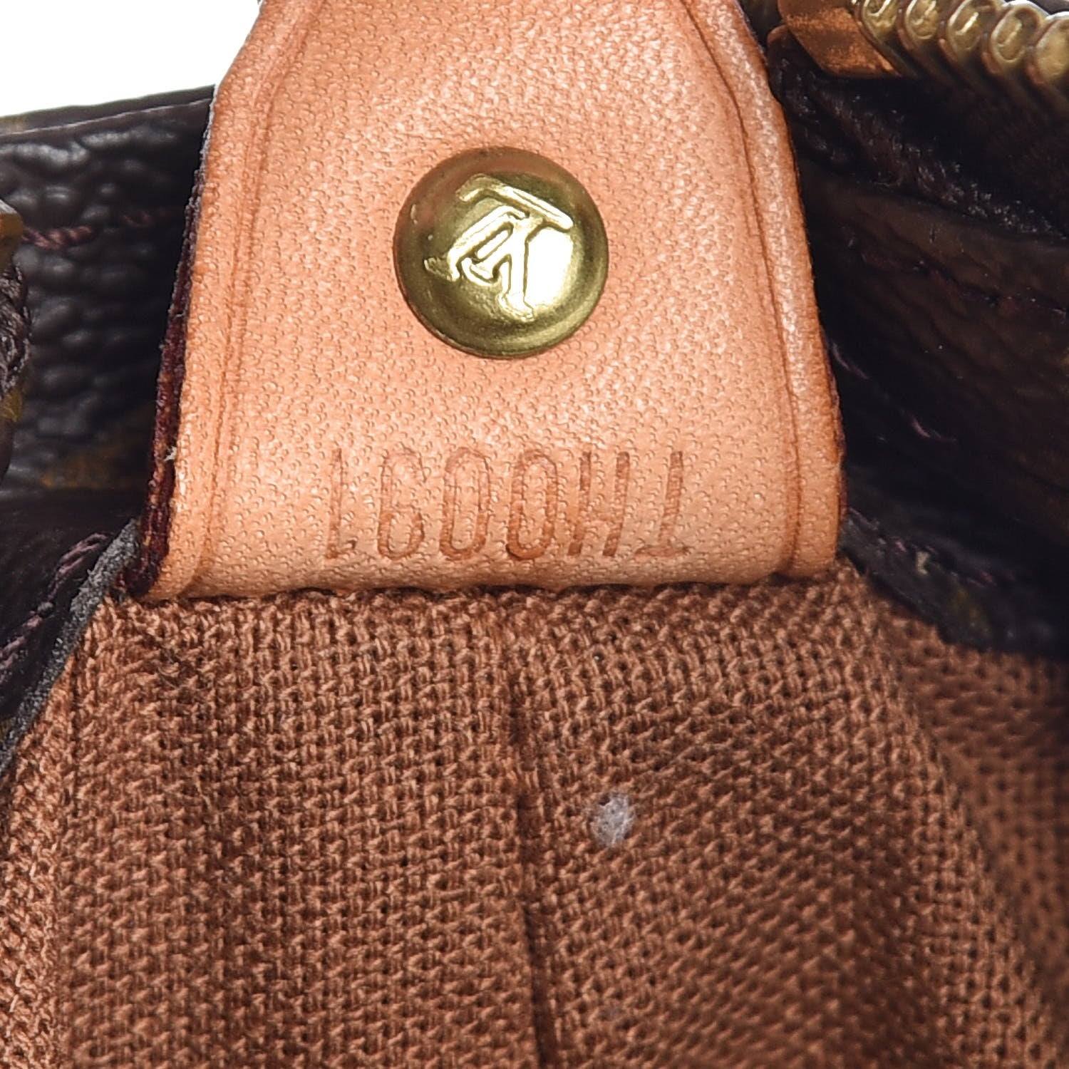 Louis Vuitton Monogram Cabas Mezzo 7 of 14