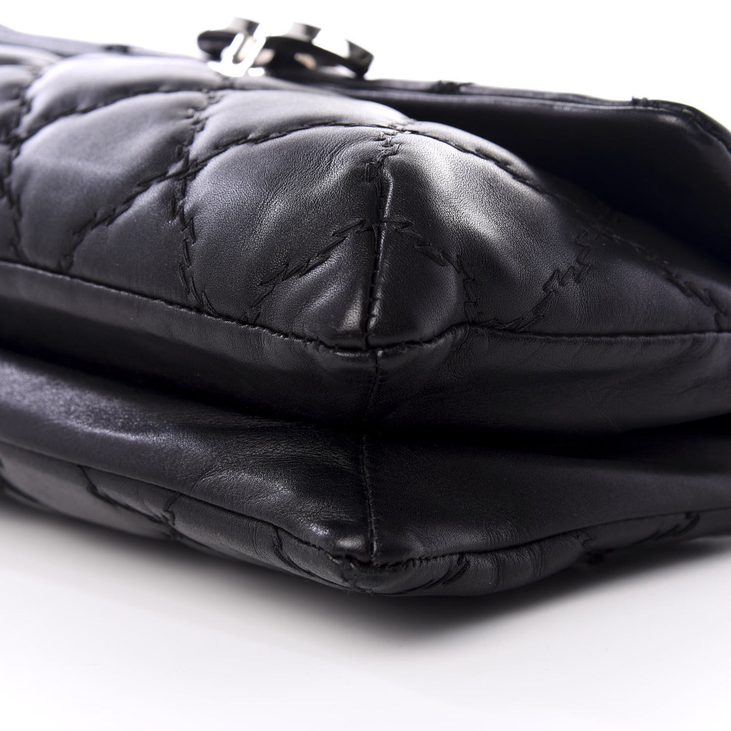 Calfskin Quilted Double Stitch Hamptons Clutch with Chain Black