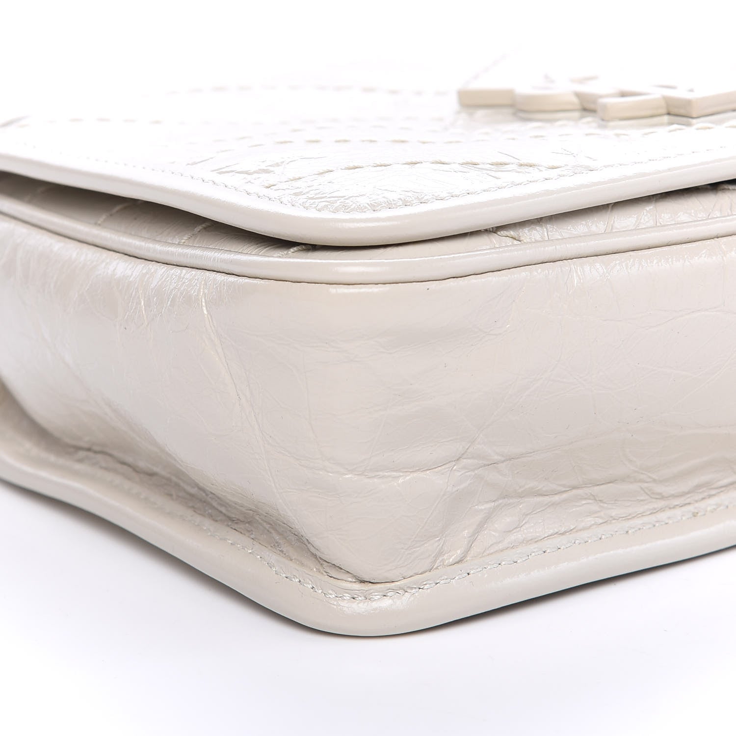 Saint Laurent Crinkled Calfskin Matelasse Monogram Niki Chain Wallet Crema Soft 6 of 9