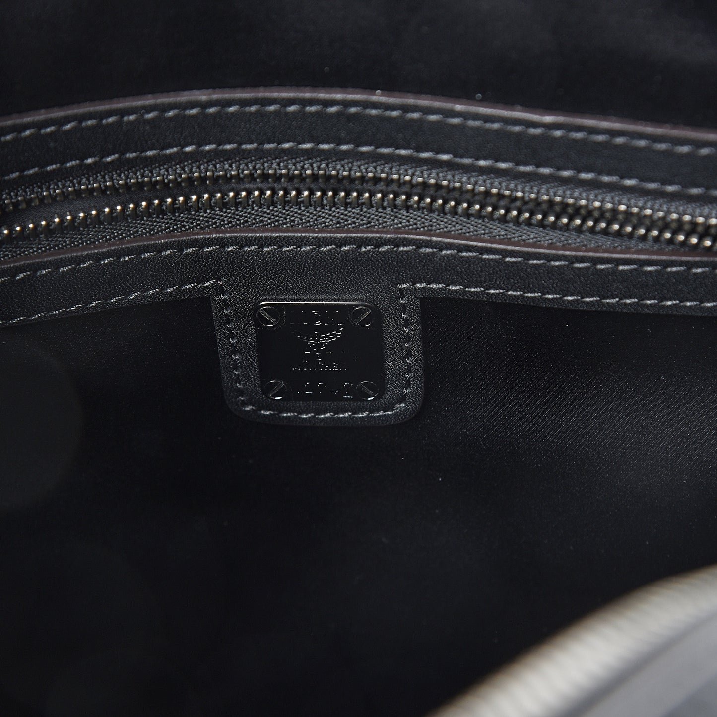Calfskin Balam Spitze Boston Bag Black