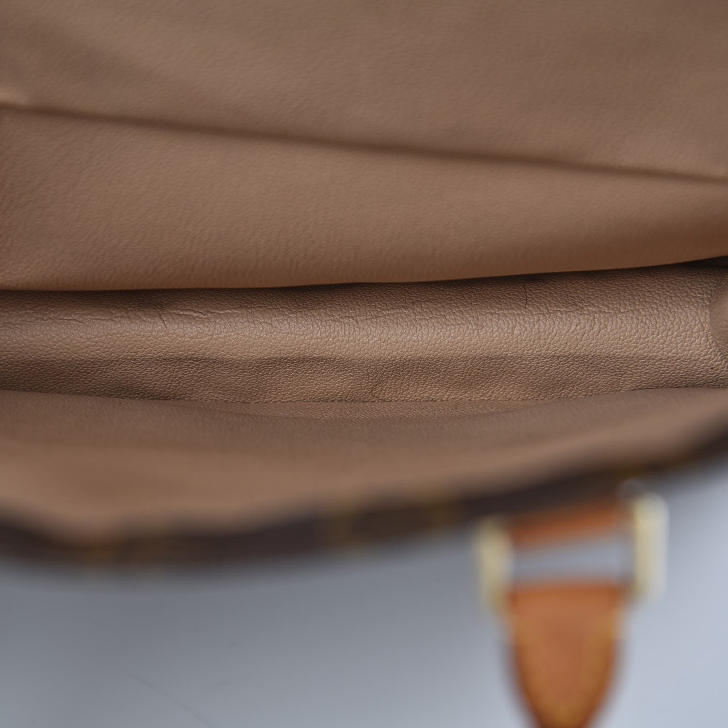 Louis Vuitton Monogram Sac Plat 7 of 10