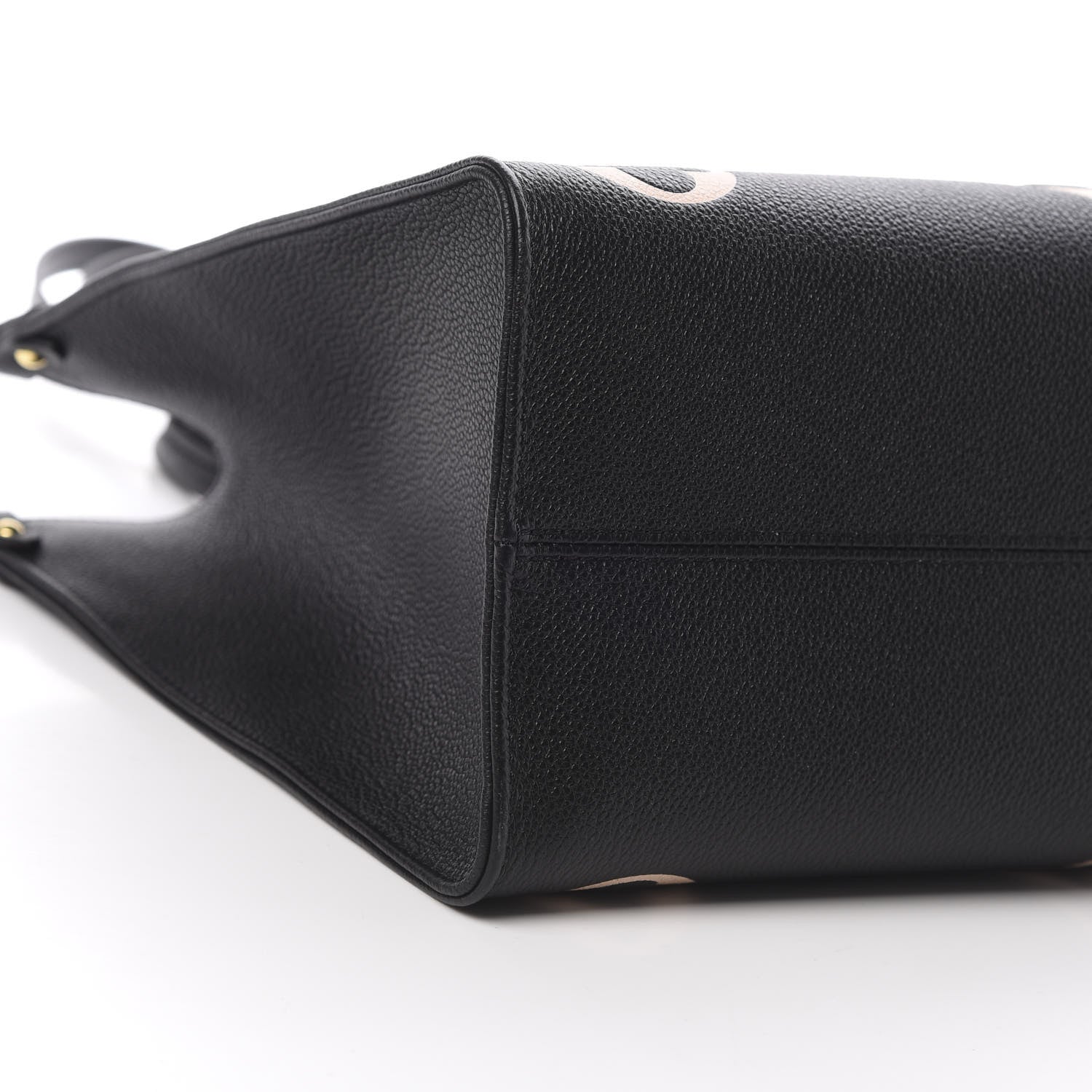 Louis Vuitton Empreinte Monogram Giant Onthego MM Black Beige 10 of 11