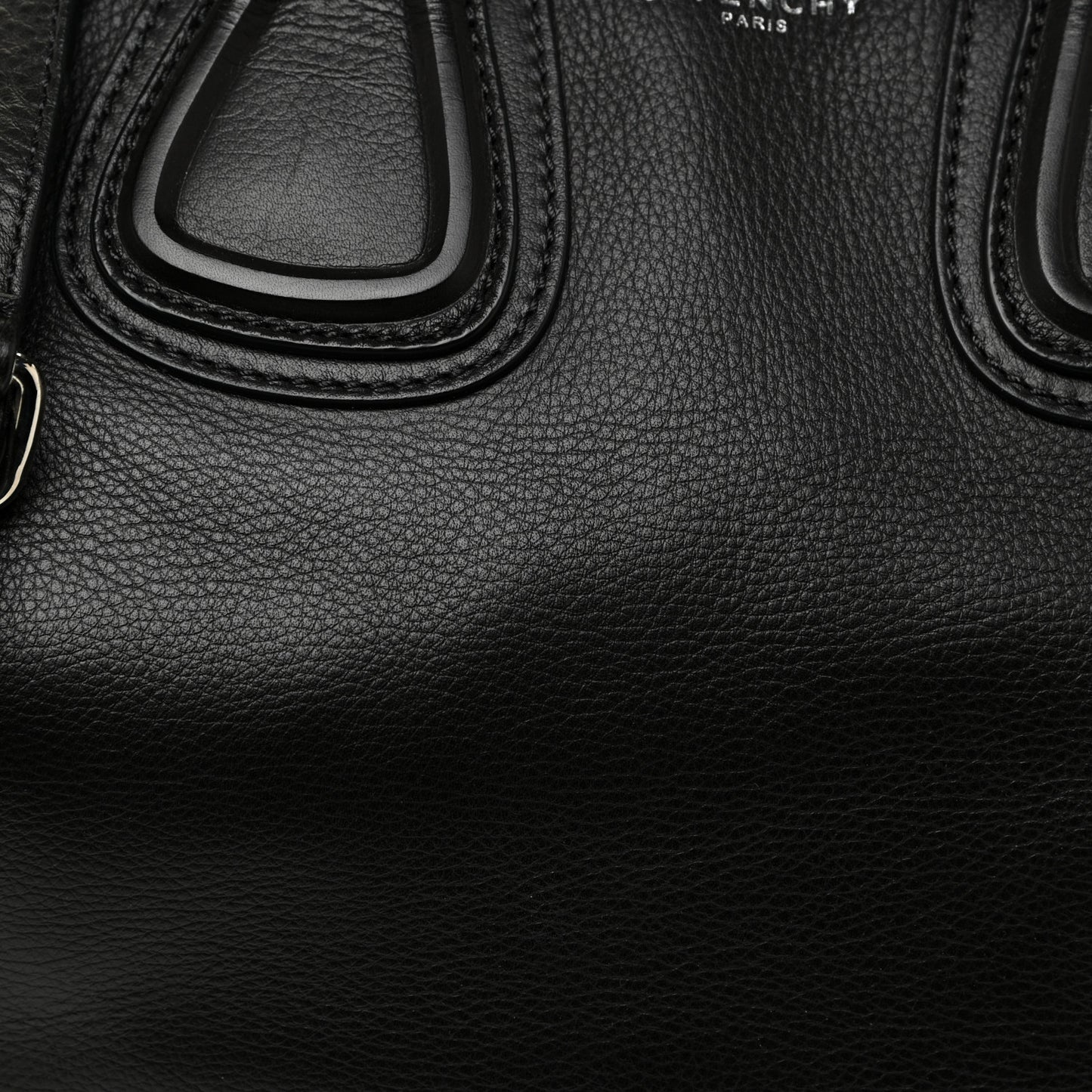 Pebbled Calfskin Small Nightingale Black