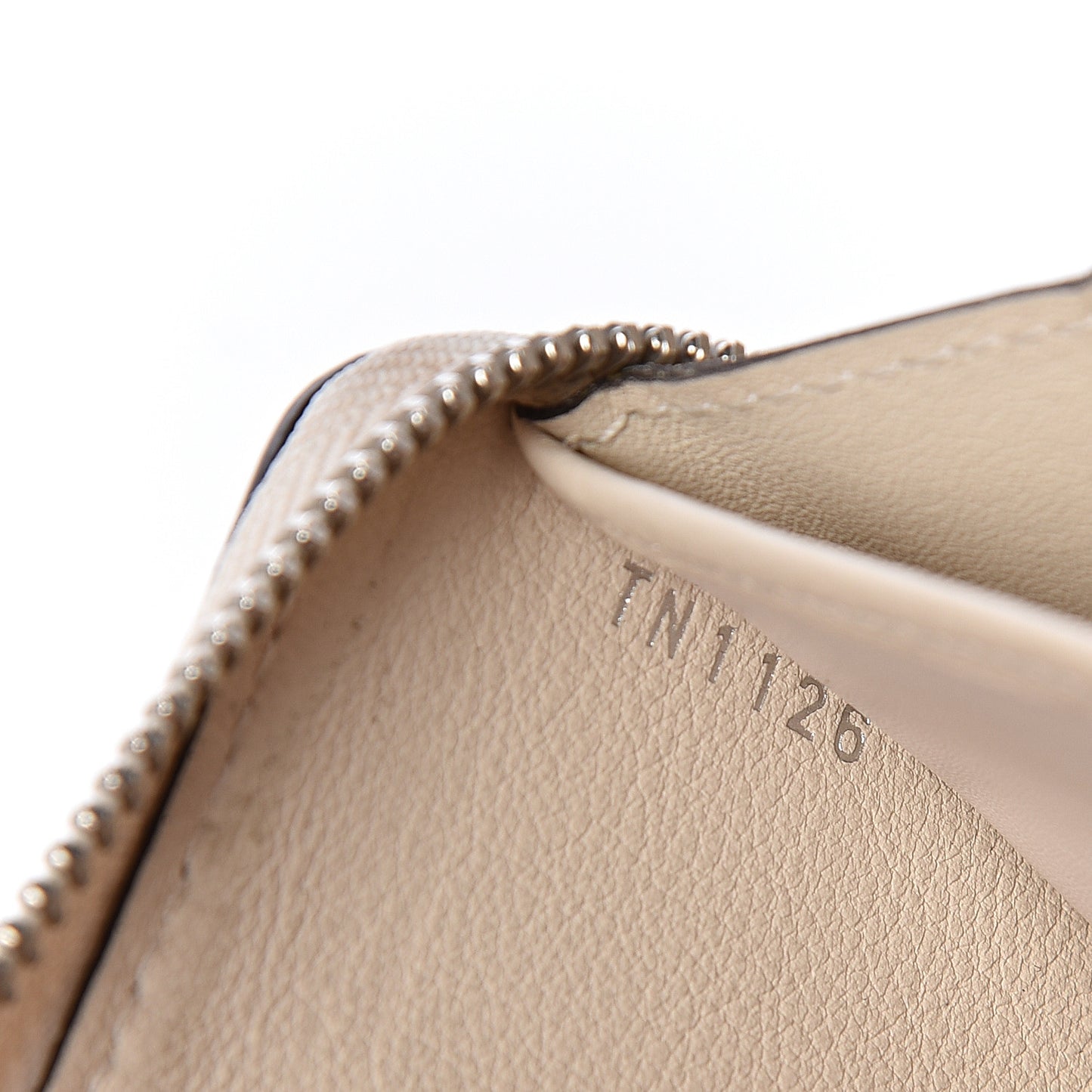 Mahina Zippy Wallet Ivory