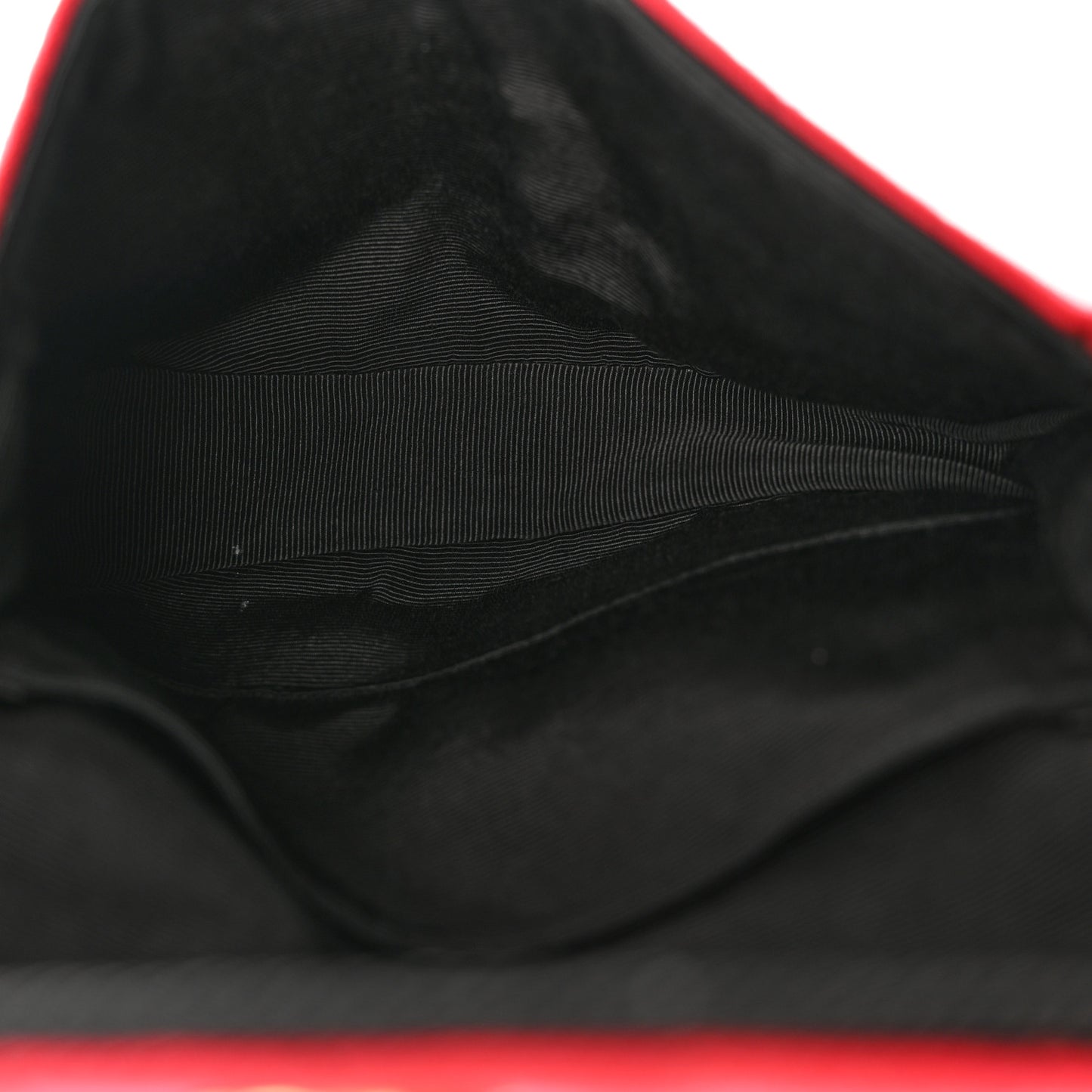 Jersey Vertical Quilted Half Moon Chain Flap Red