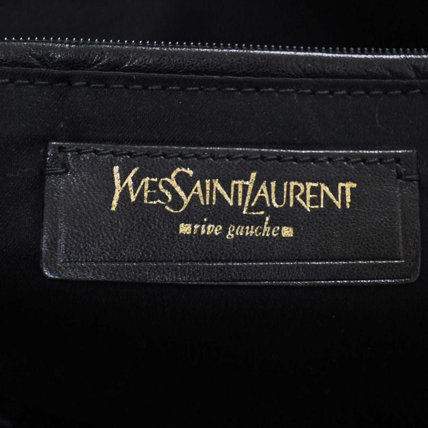 Patent Leather Oversized Muse Black