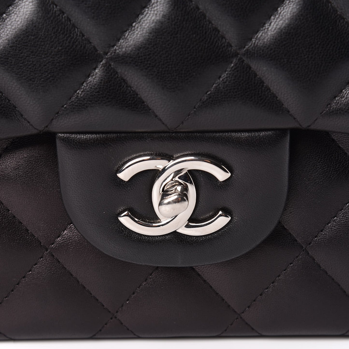 Lambskin Quilted Jumbo Double Flap Black