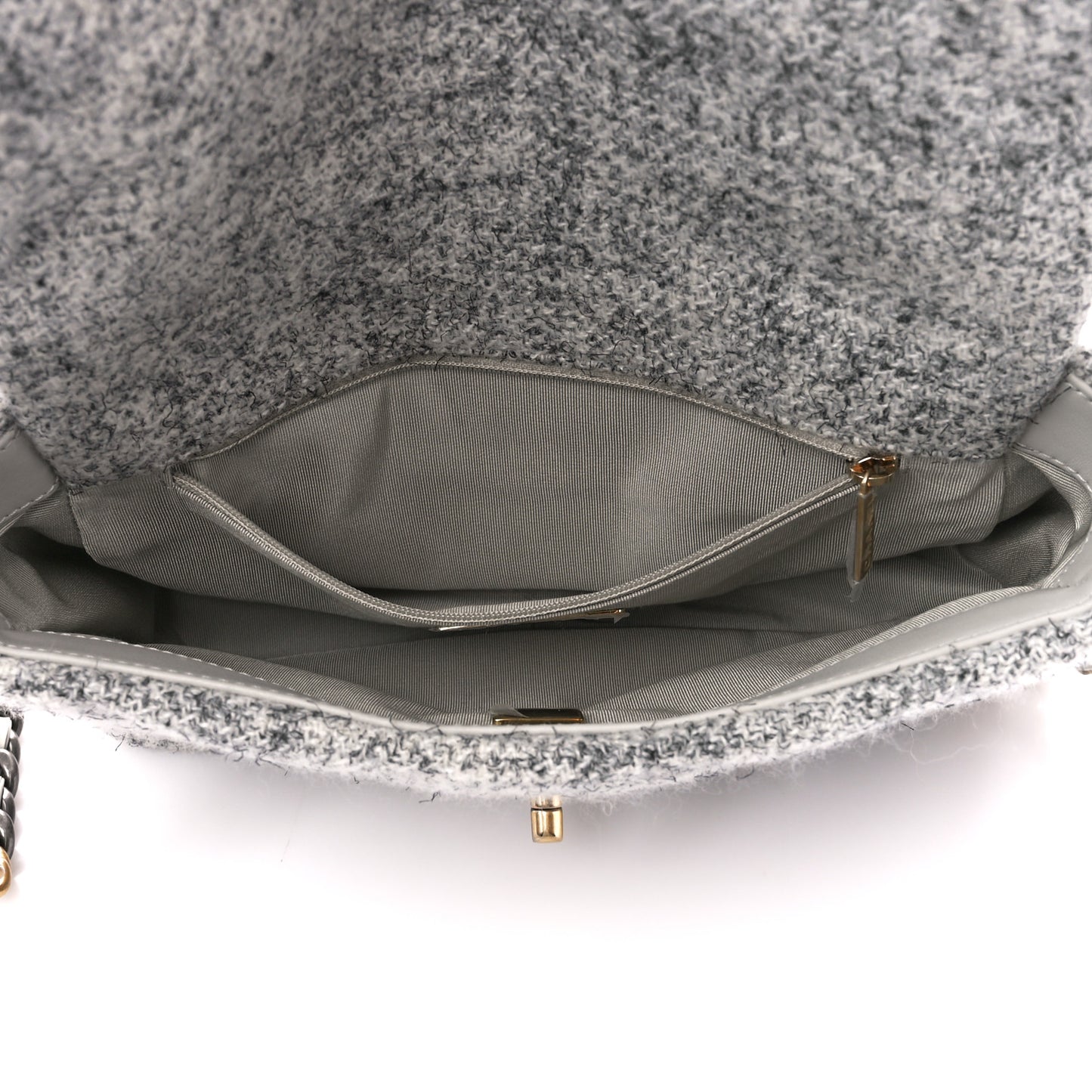 Tweed Quilted Medium Chanel 19 Flap Grey Ecru