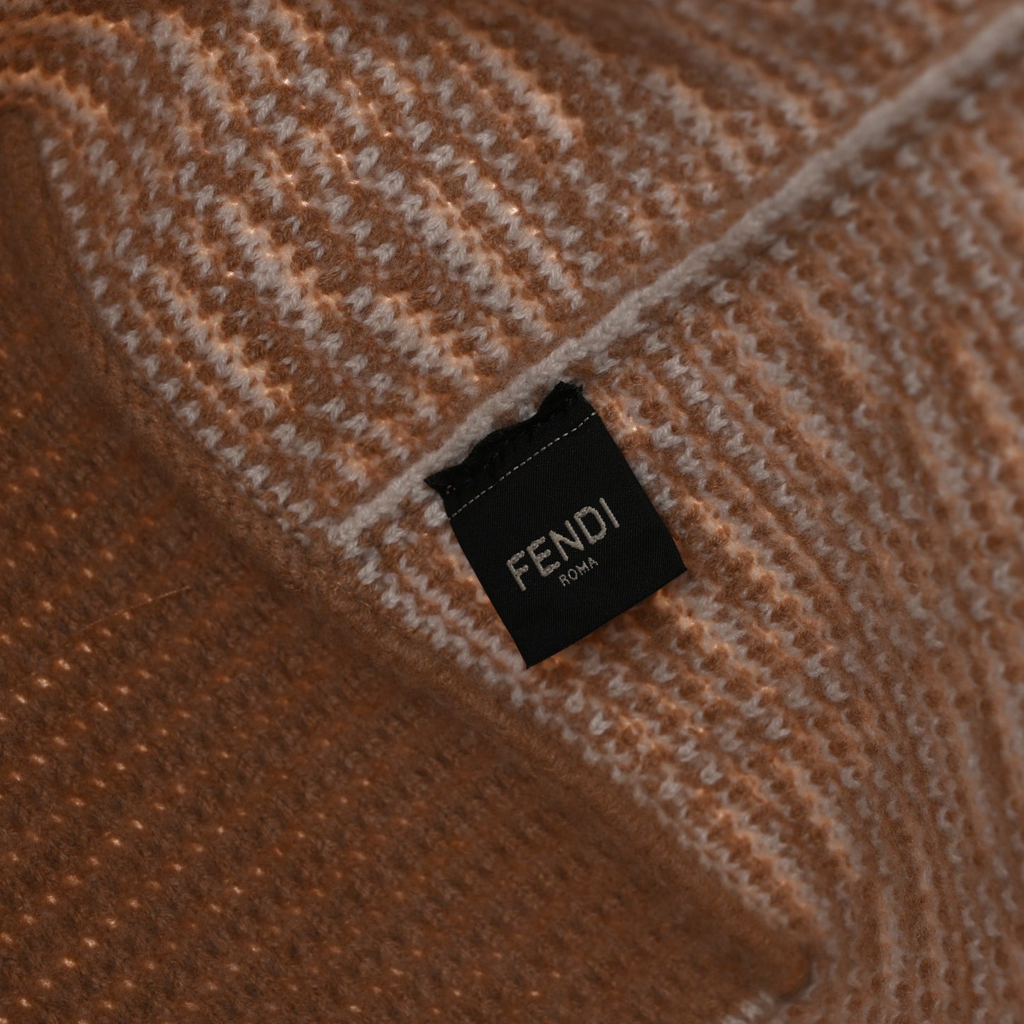 Cashmere Knit FF Large Shopper Tote Cammello