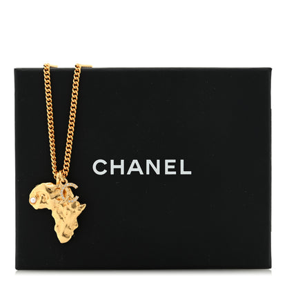 Chanel Crystal Pearl CC Africa Pendant Necklace Gold White 5 of 5