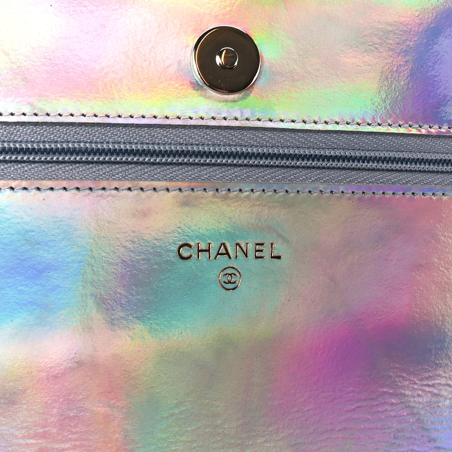 Iridescent Goatskin Quilted Wallet On Chain WOC Silver