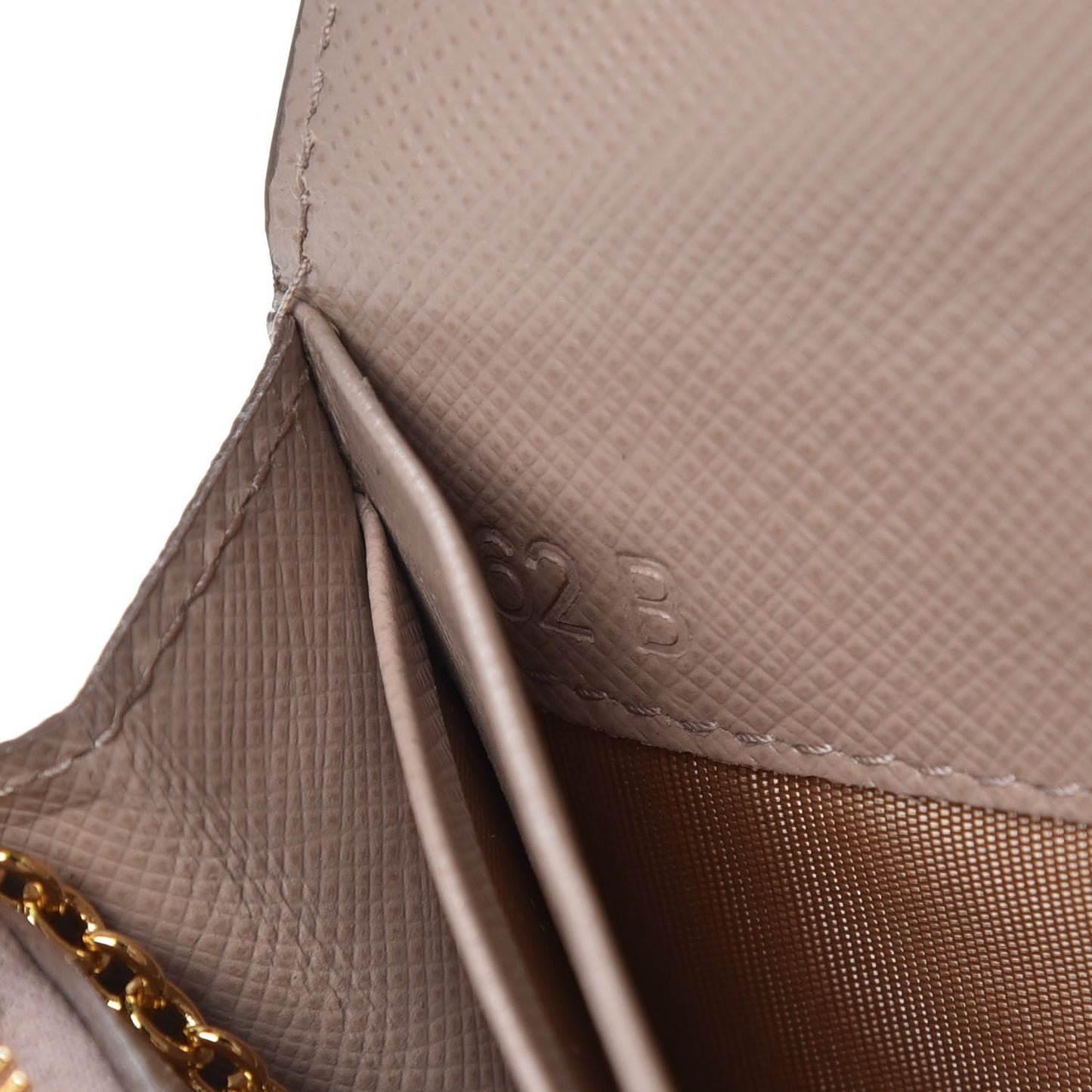 Saffiano Shine Monochrome Wallet Cipria