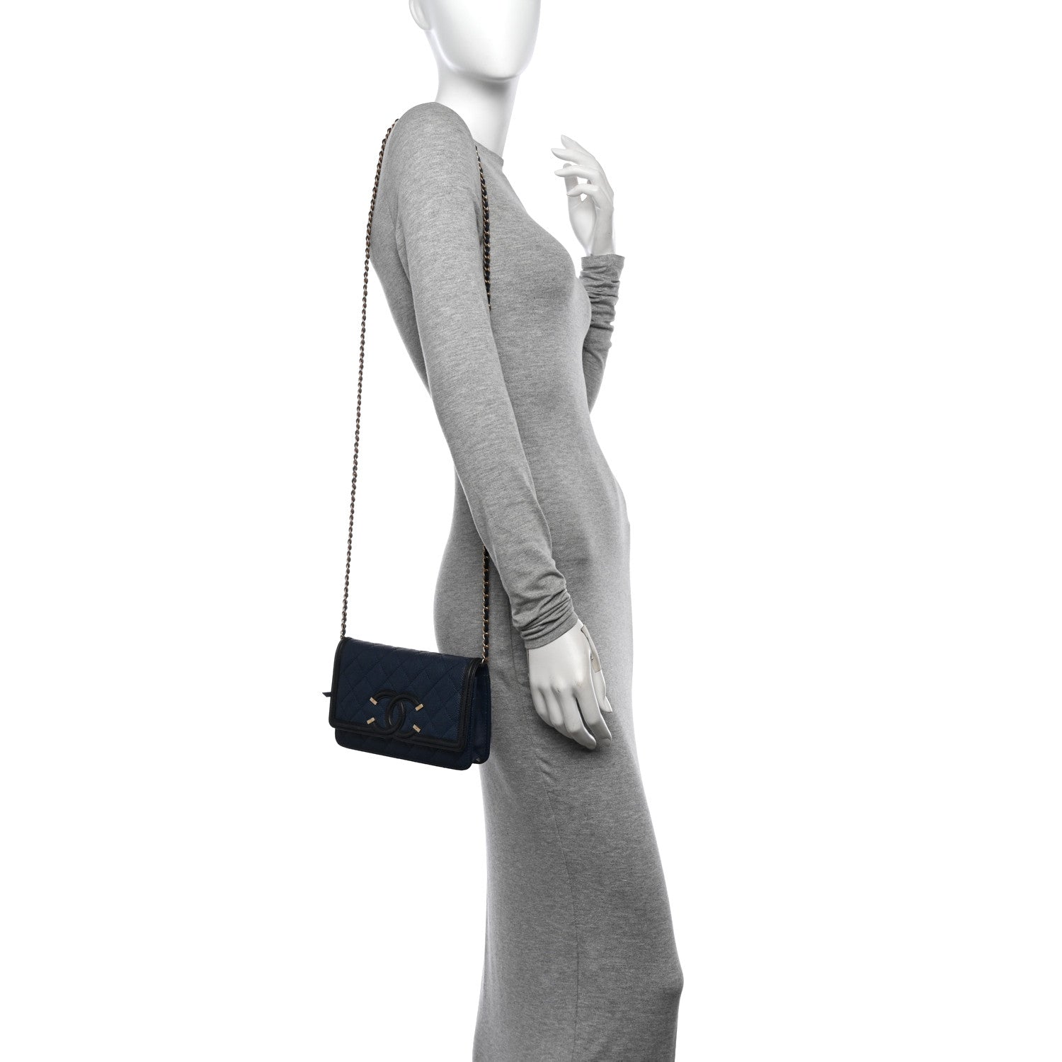 Chanel Caviar Quilted CC Filigree Wallet On Chain WOC Navy 2 of 13