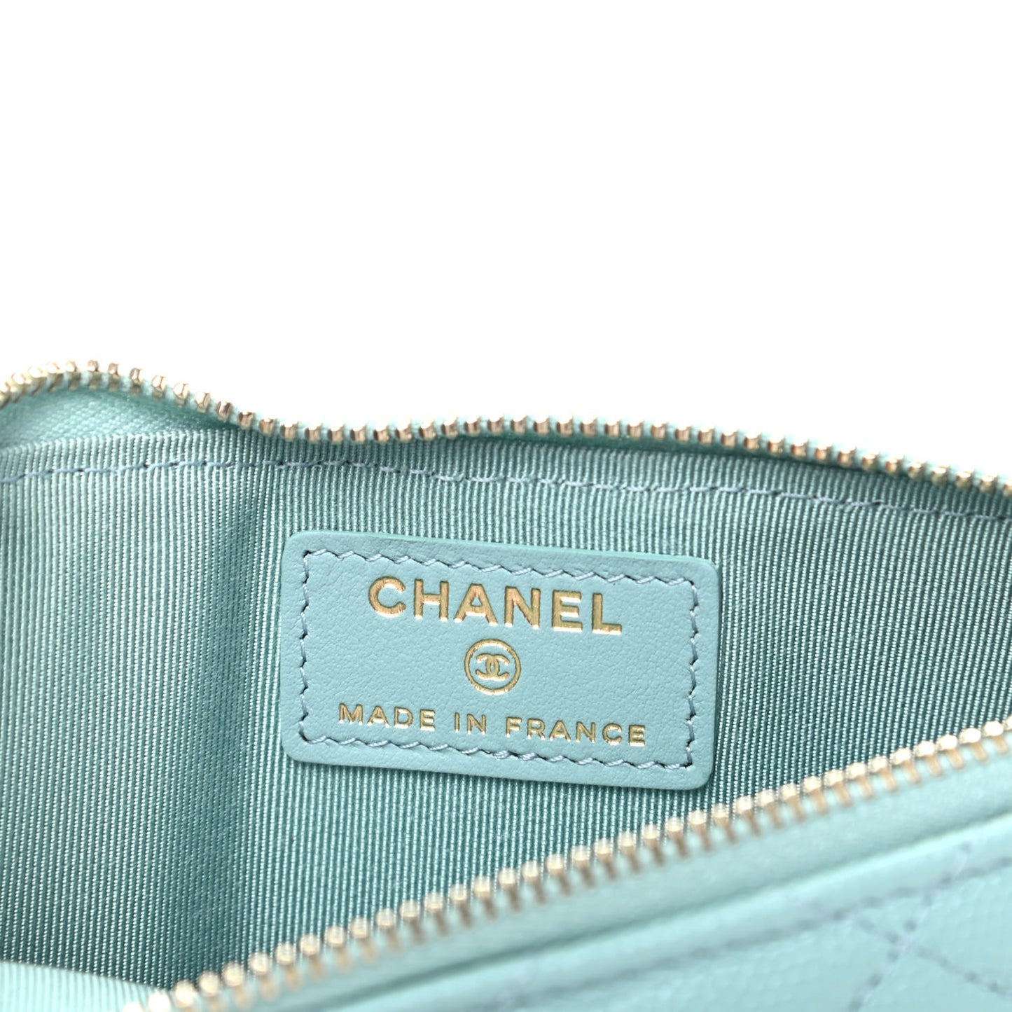 Caviar Quilted Classic iPhone Pouch Blue
