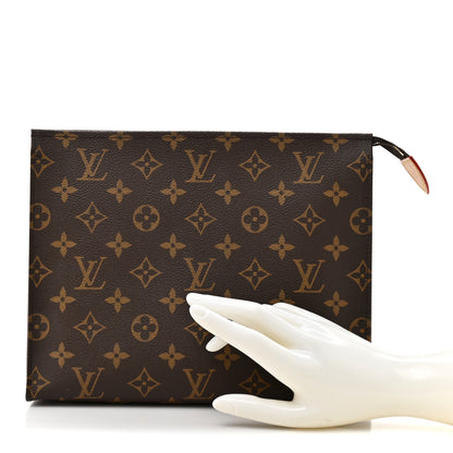 Louis Vuitton Monogram Trio Toilet Pouch Set 3 of 9