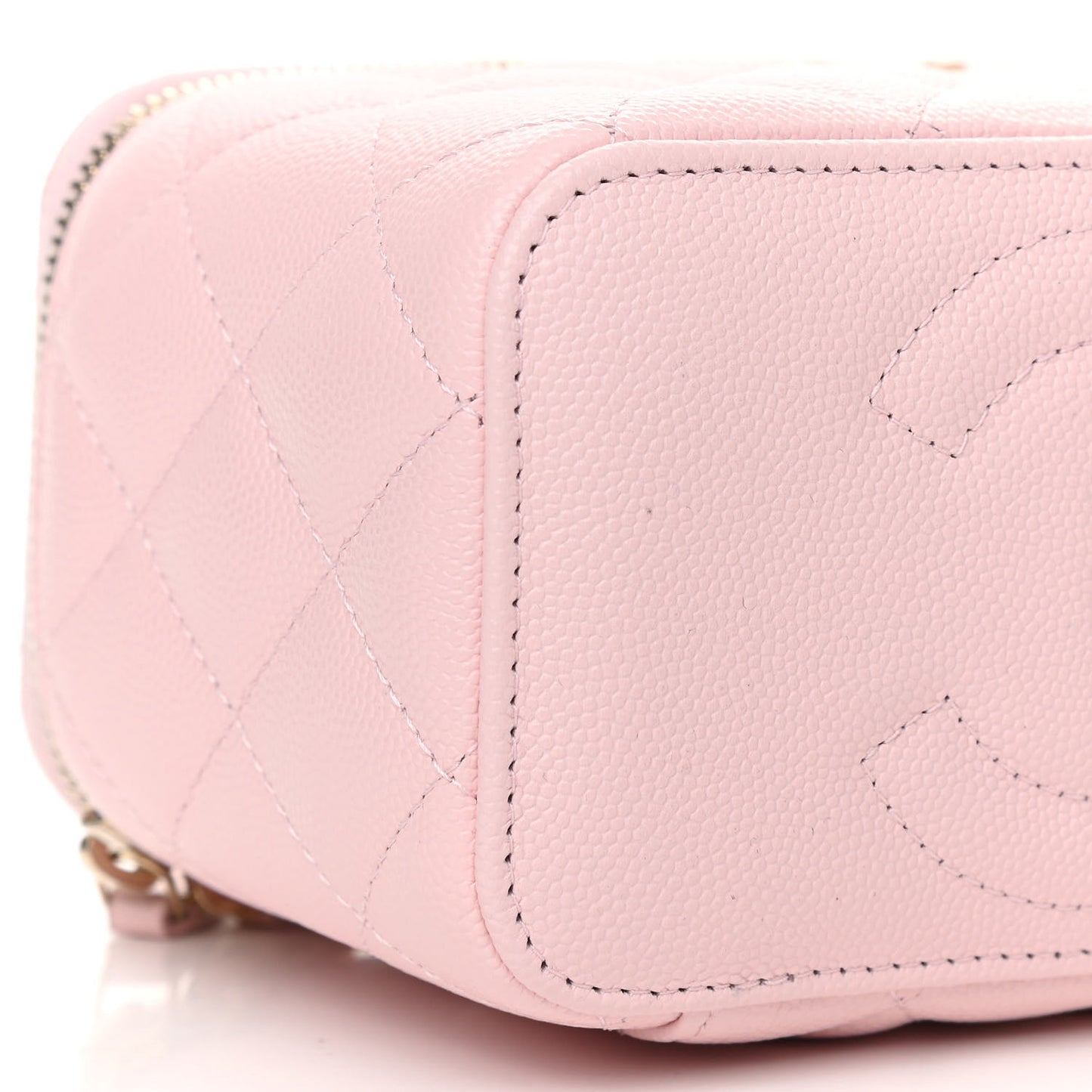 Caviar Quilted Small Vanity Case With Chain Light Pink