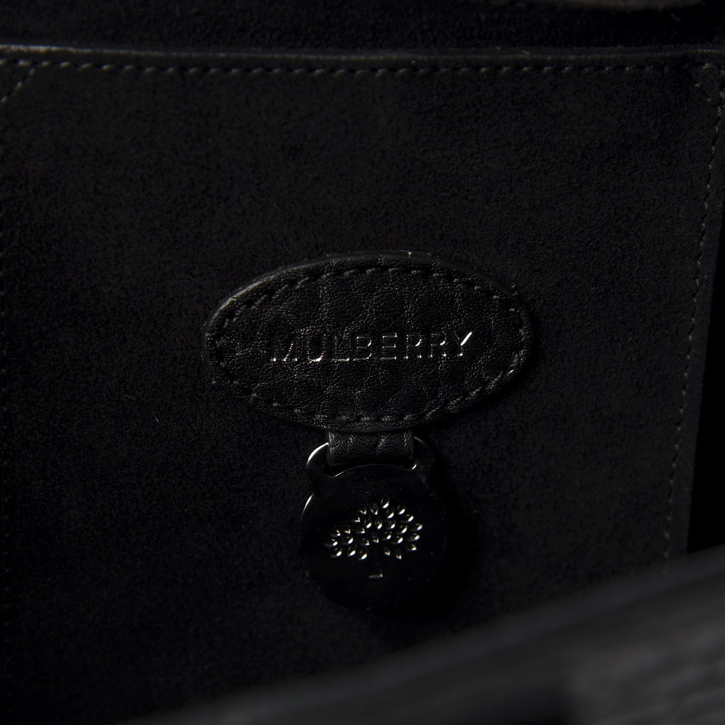 Shrunken Calfskin Mini Bayswater Buckle Black