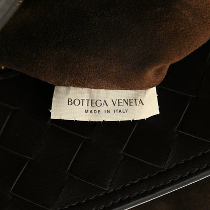 Bottega Veneta Silky Calfskin Small Andiamo Bucket Bag Fondant 6 of 10